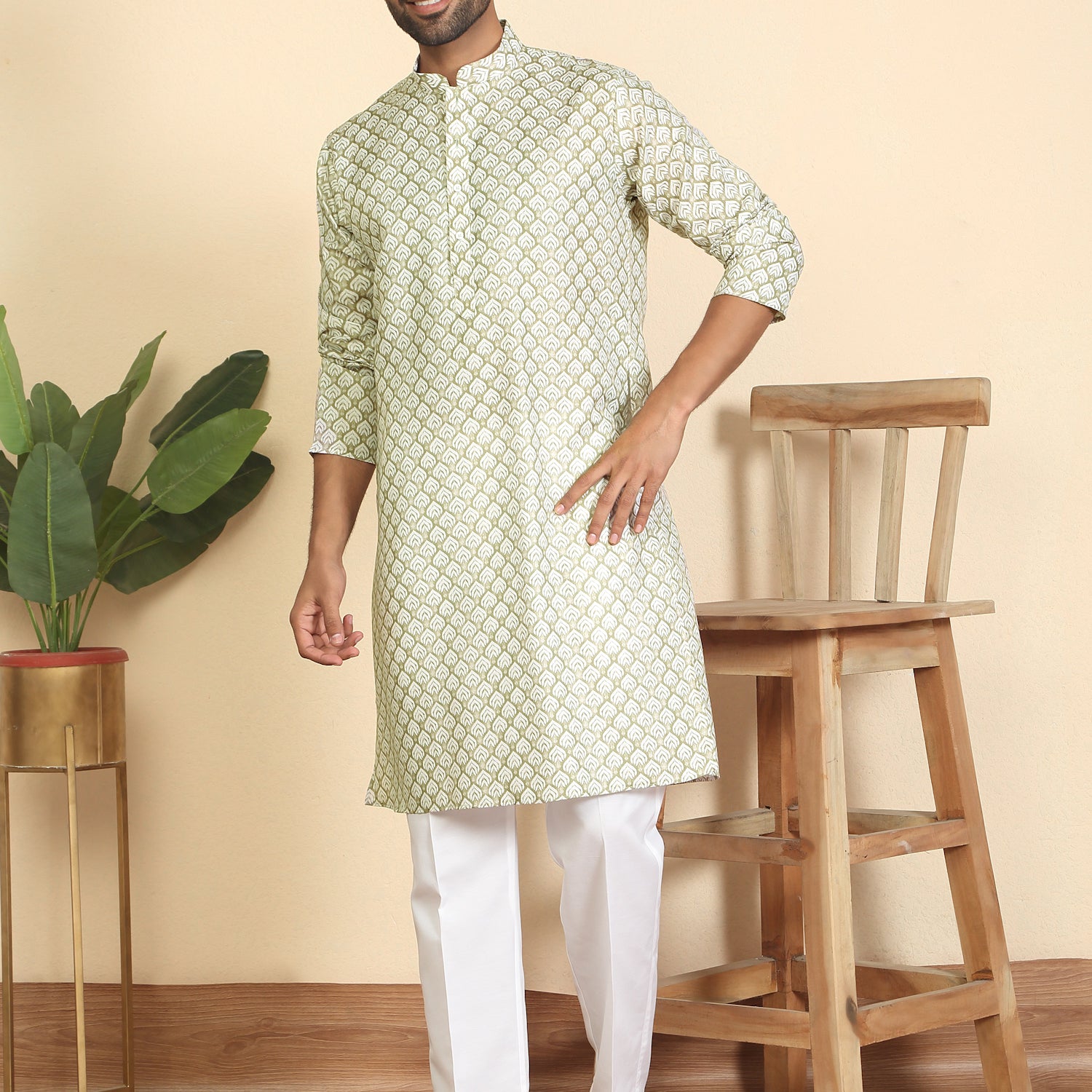 Men's Geometric Print Cotton Blend Kurta with White Pyjamas