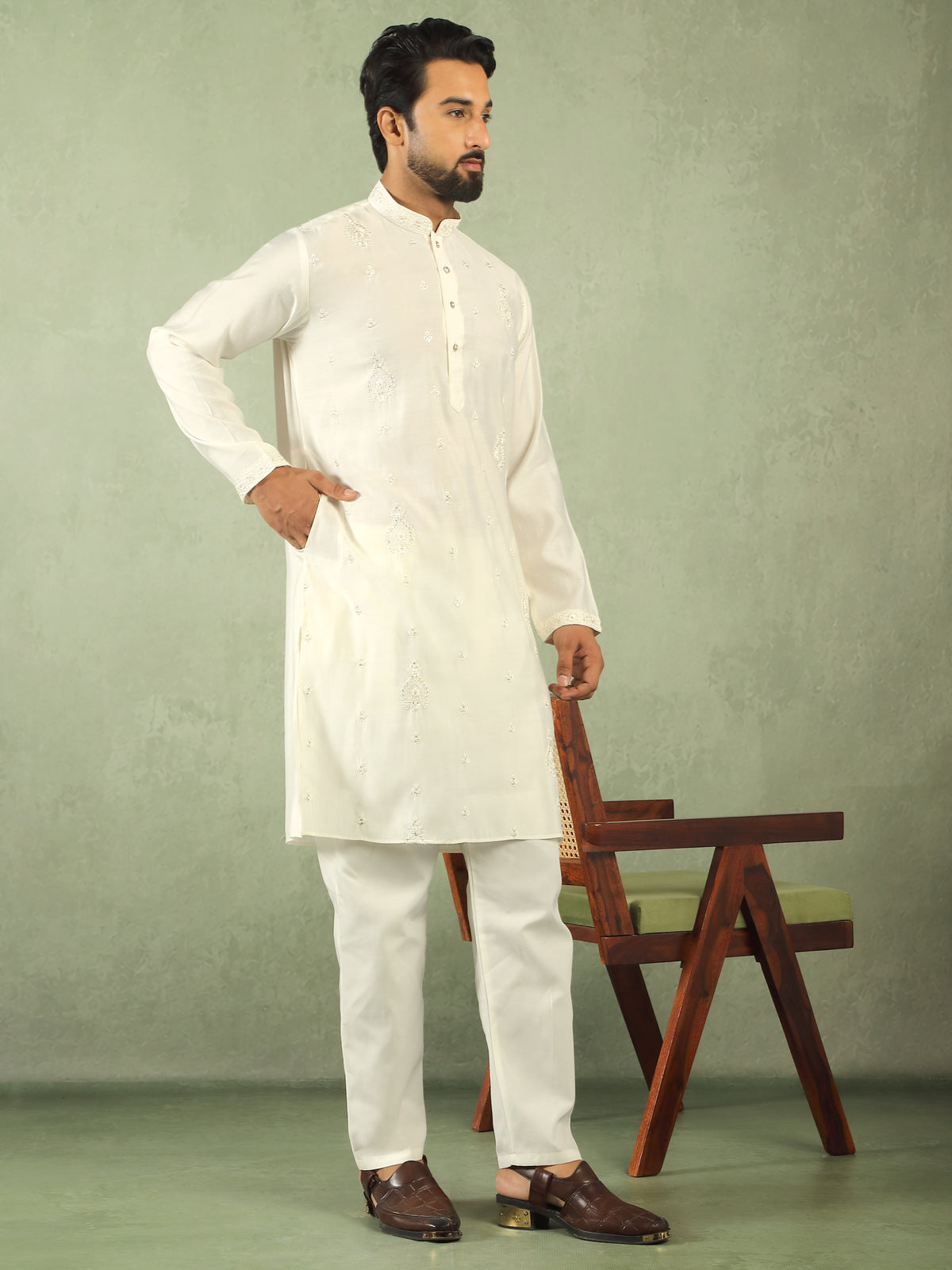 Men Cotton Silk Embroidered Ethnic Kurta - Cream