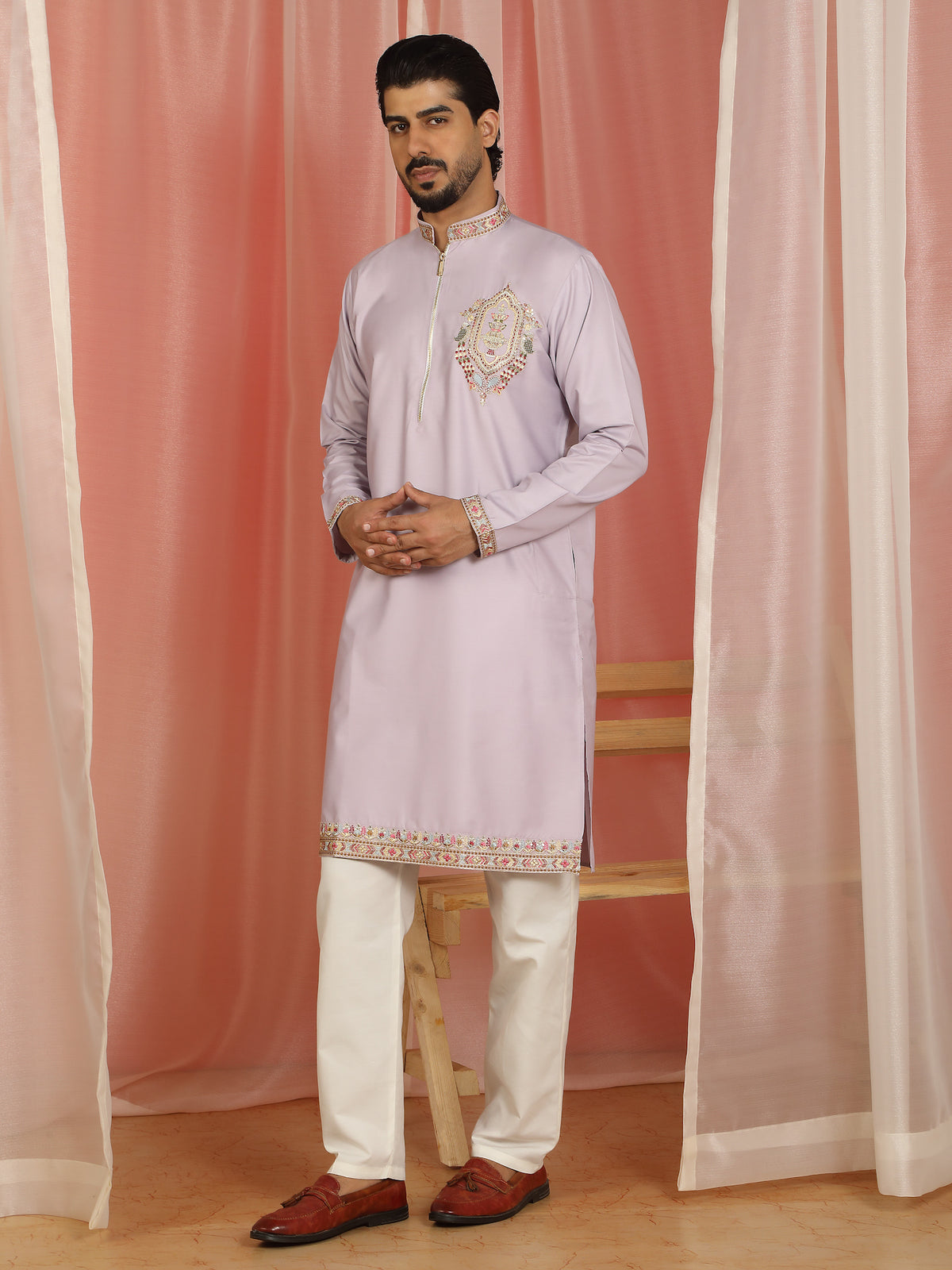 Men Cotton Silk Floral Embroidered Zip Closure Kurta - Mauve