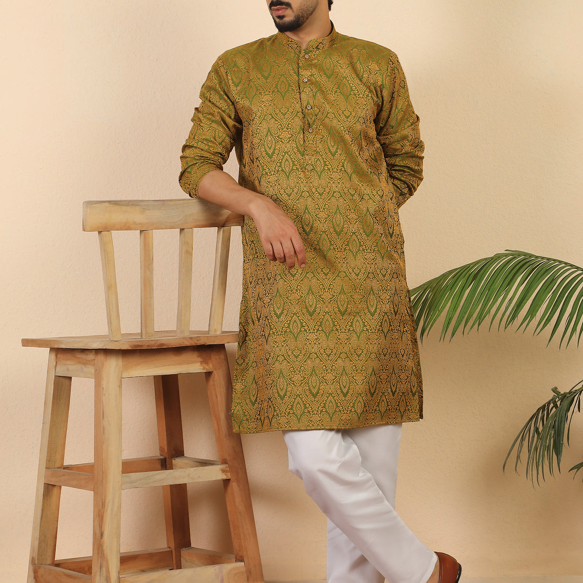 Men's Premium Jacquard Fabric Paisley Designed Kurta with Pyjama Set