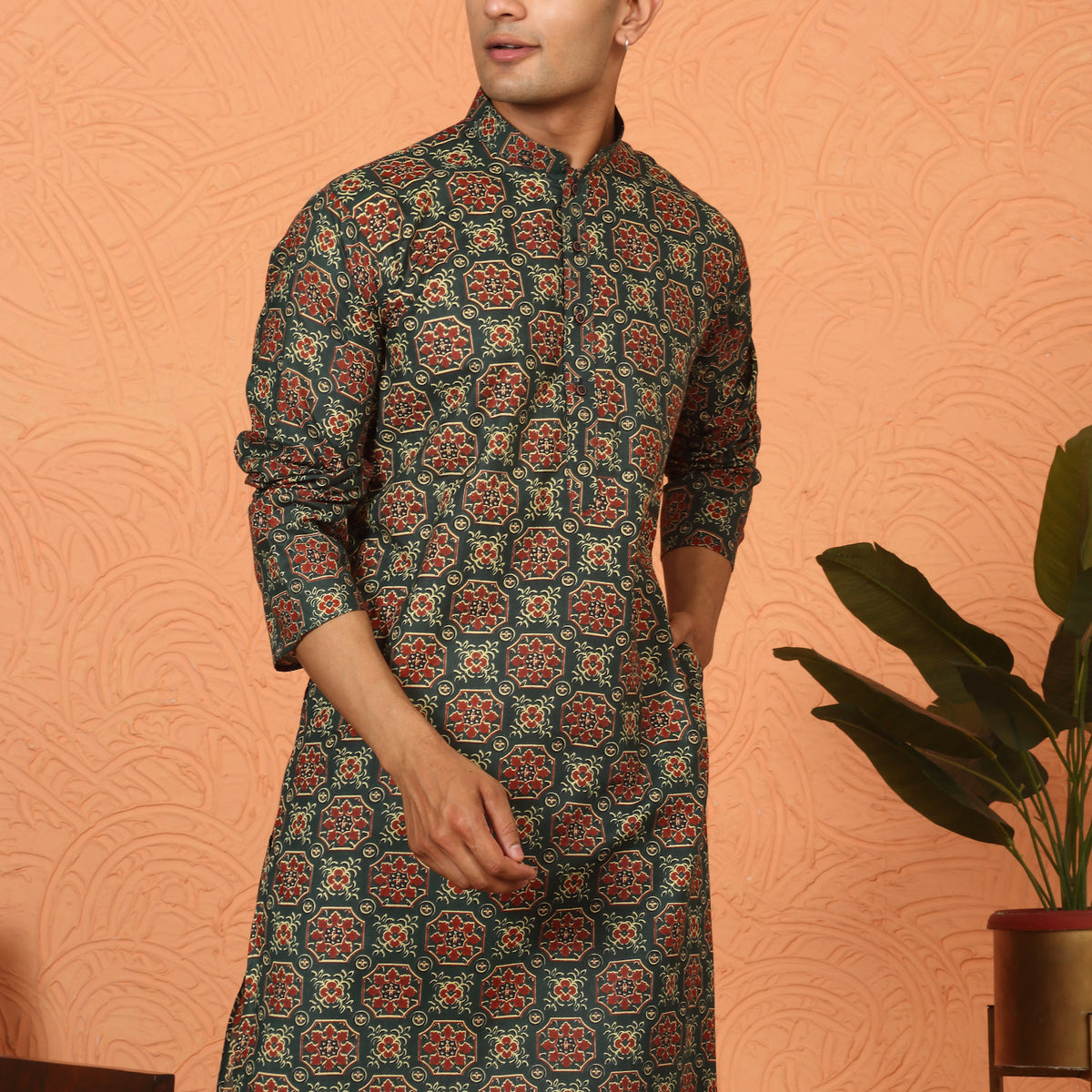 Men's Peacock Motif Jaipuri Printed Pure Cotton Kurta with White Pajama Set