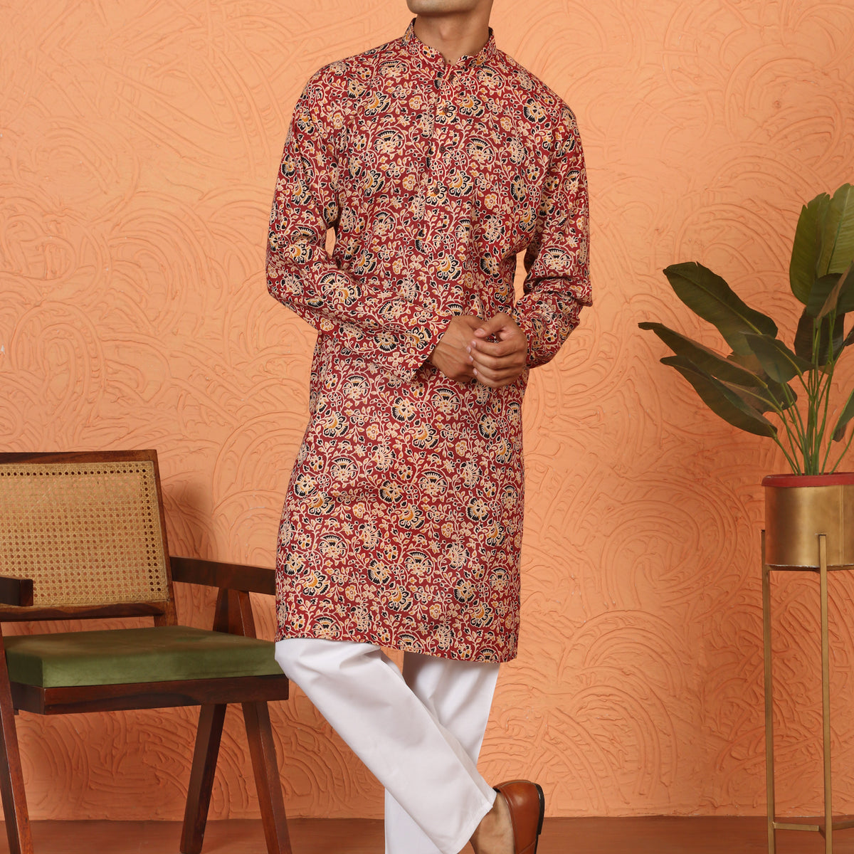 Men's Jaipuri Floral Print Maroon Pure Cotton Long Kurta with White Pyjama Set