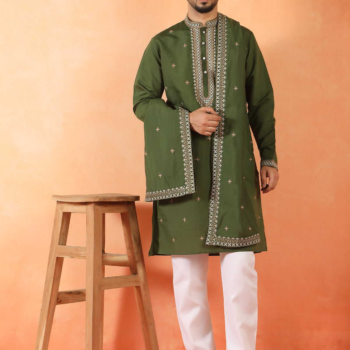 Men's Sequinned Embroidered Cotton Silk Straight Kurta Pyjama with Dupatta Set