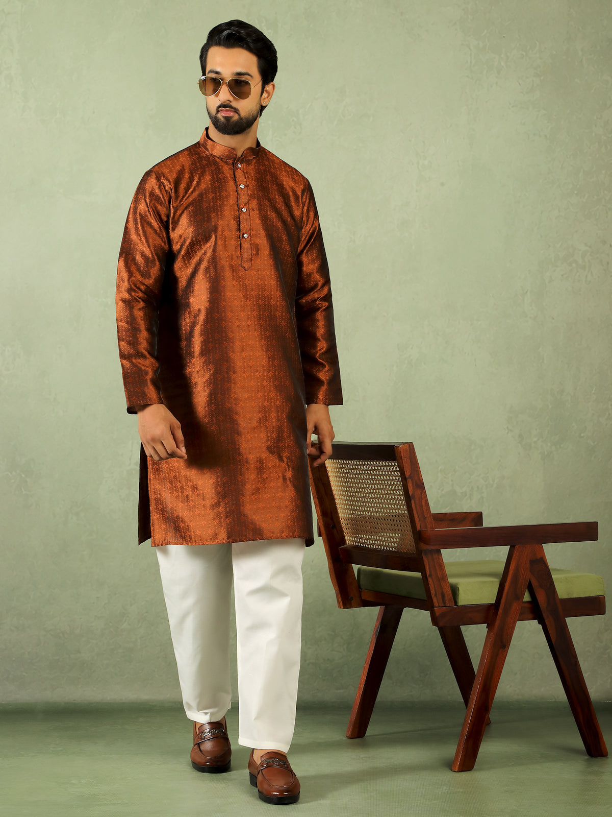 Men Jacquard Floral Mandarin Collor Long Kurta - Rust