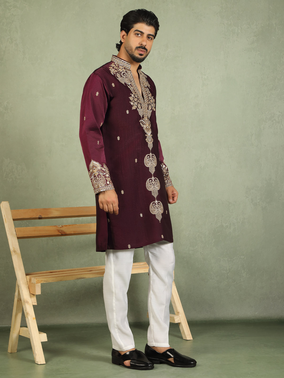 Luxe Men's Tissue Fabric Paisley Designed Embroidery with Sequinned V-Neck Kurta - Wine