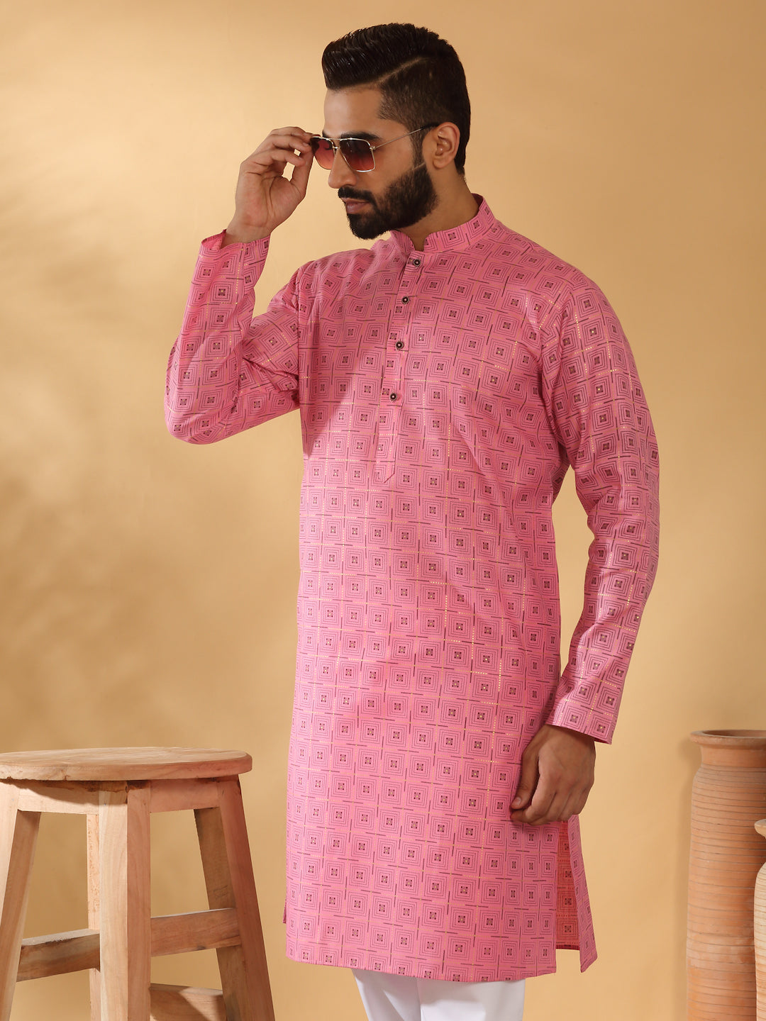 Floral Printed Geometric Cotton Blend Straight Kurta