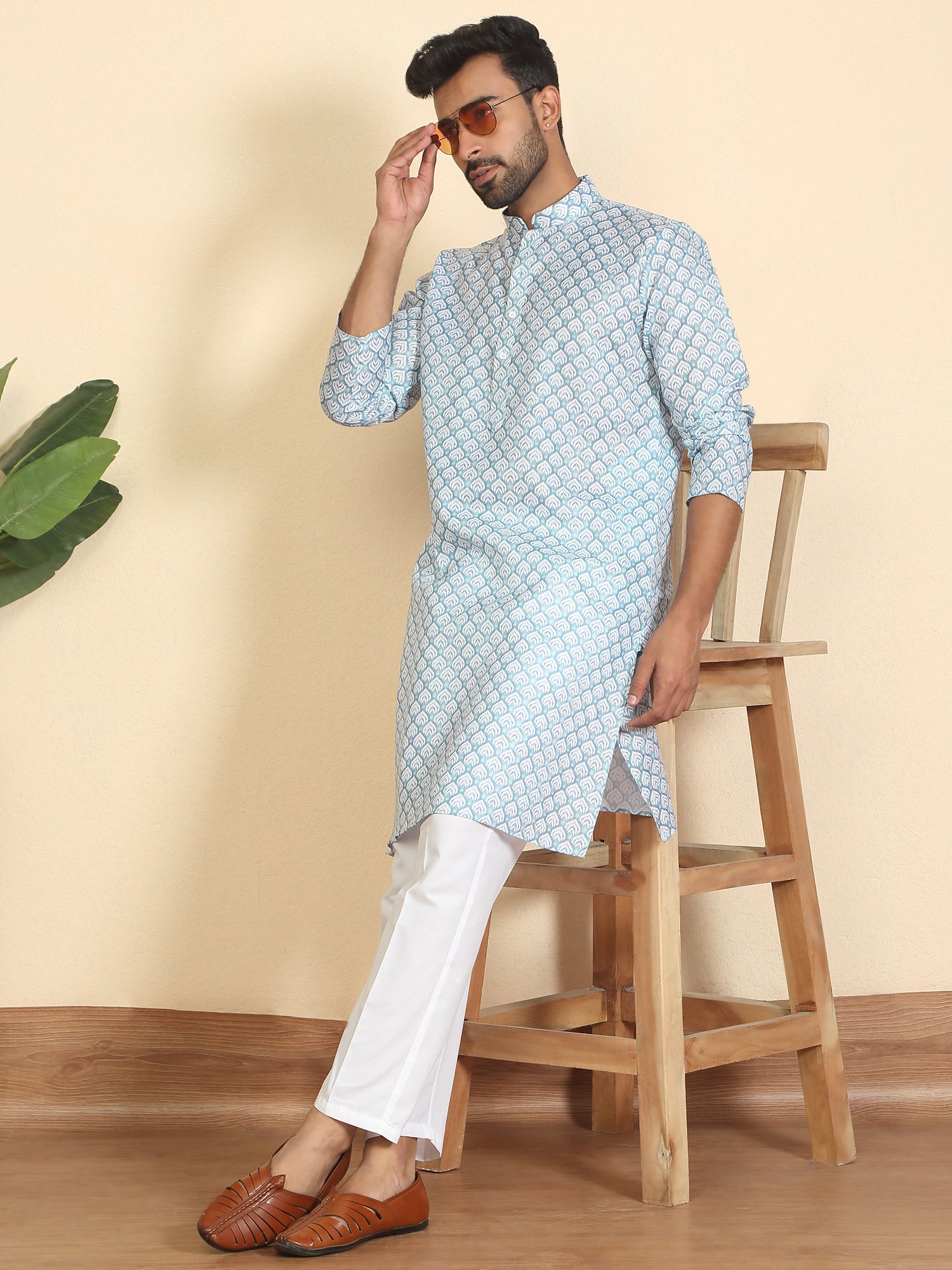 Men's Geometric Print Cotton Blend Kurta with White Pyjamas