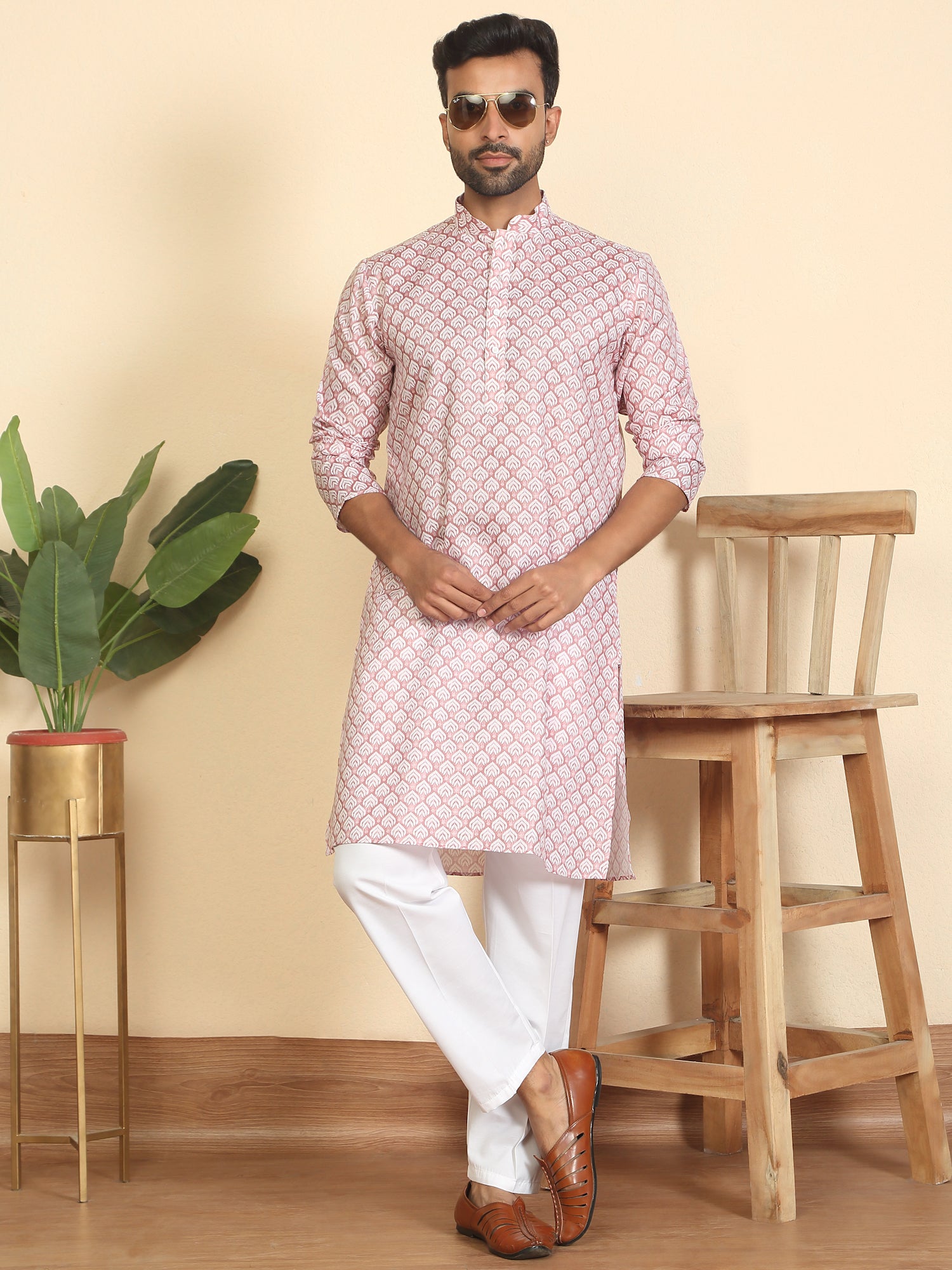 Men's Geometric Print Cotton Blend Kurta with White Pyjamas