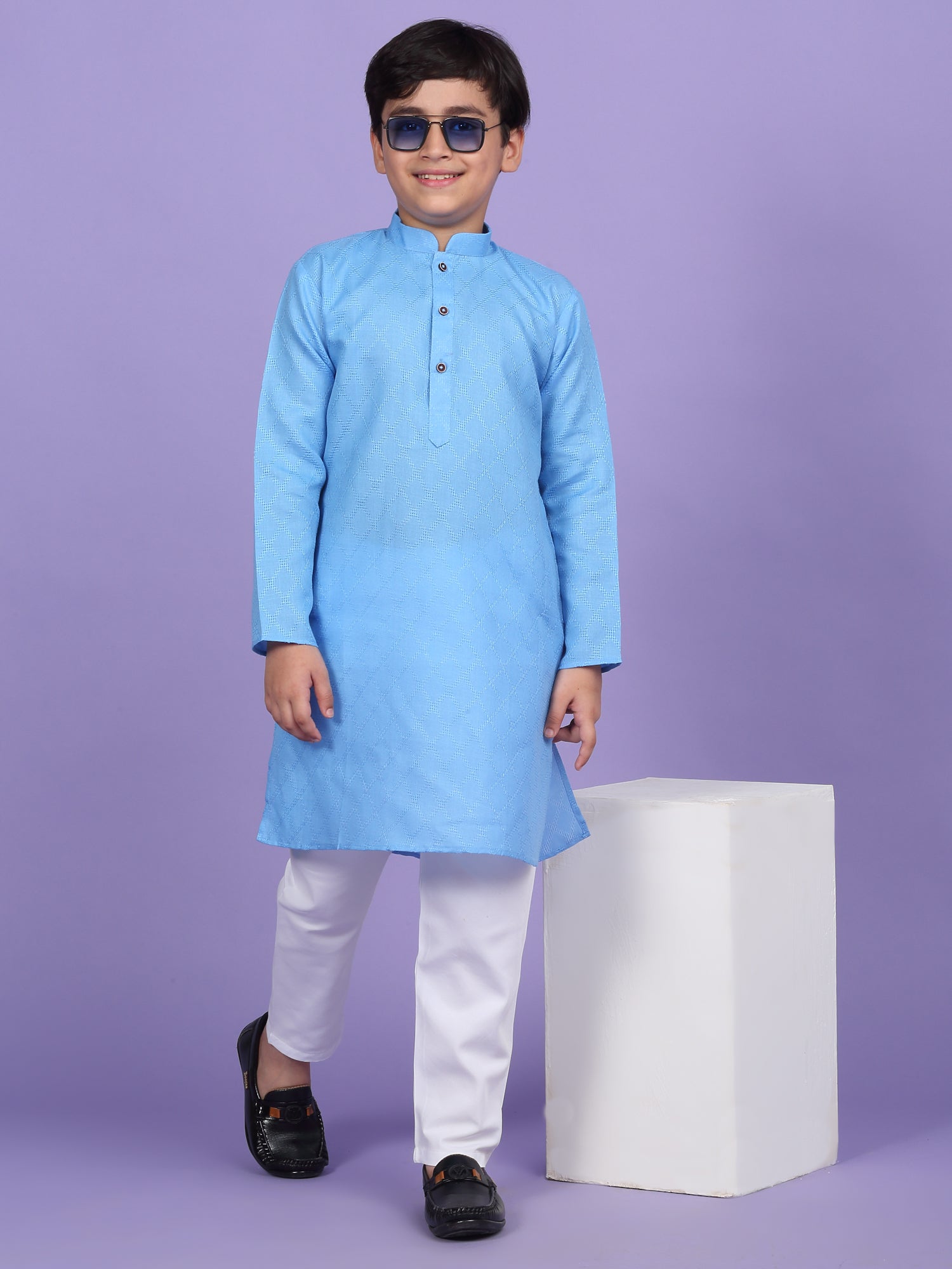 Cotton Blend Woven Design Kurta