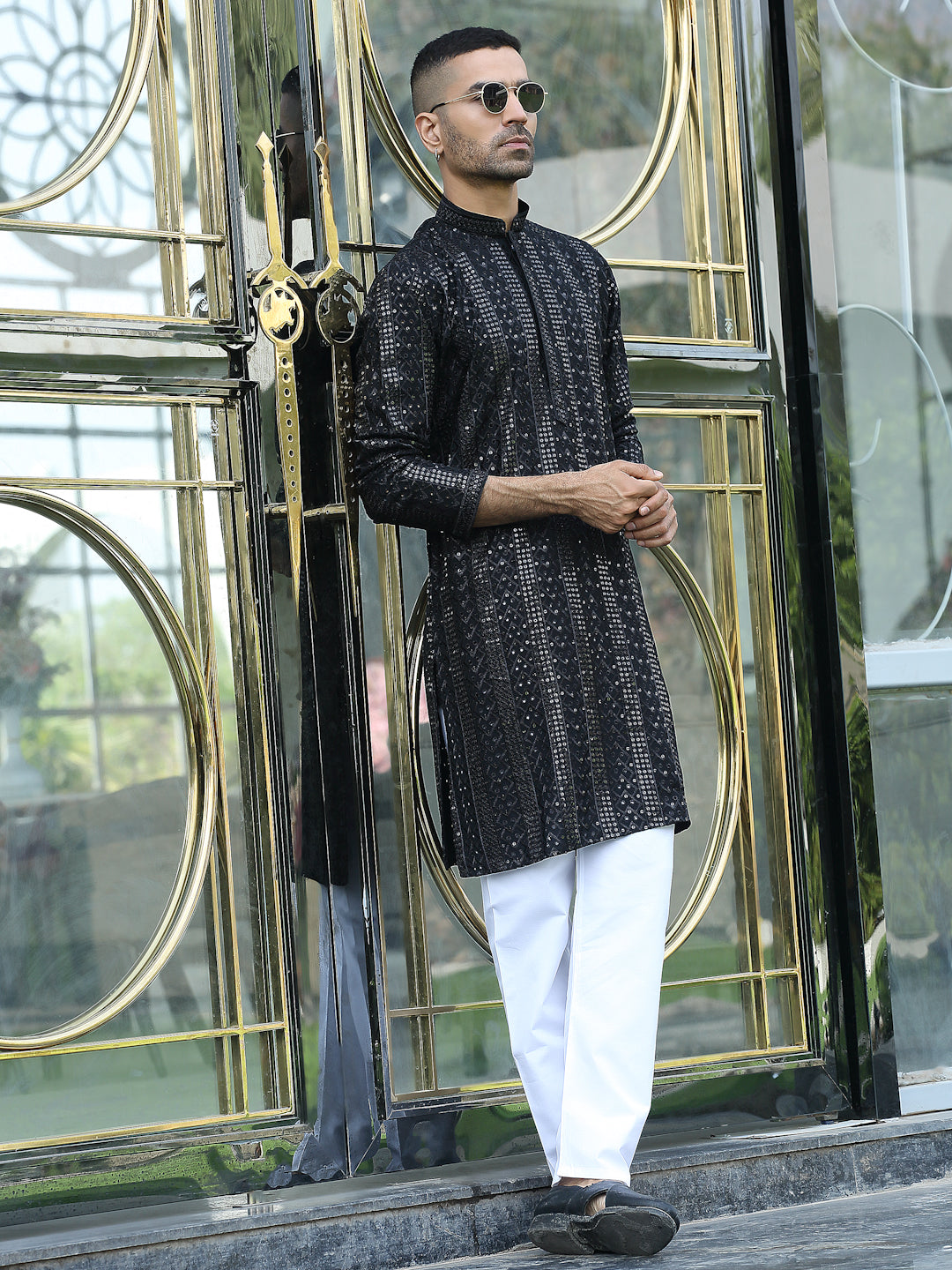 Silk Rayon Ethnic Motifs Embroidered Mandarin Collar Sequinned Kurta with Elastic Waistband White Pyjama