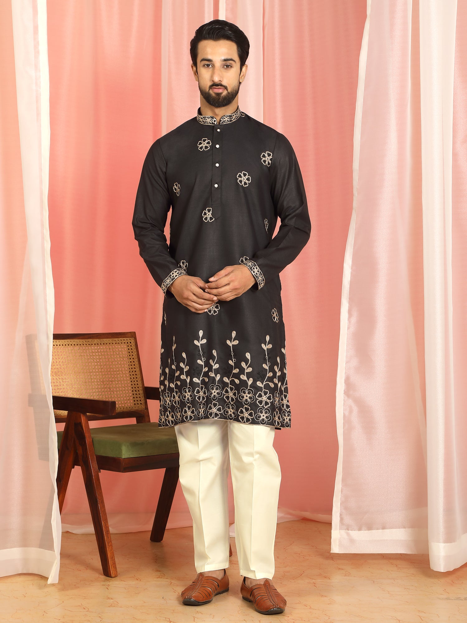 Men Cotton Floral Daman Embroidered Straight Kurta with Trouser Set - Black