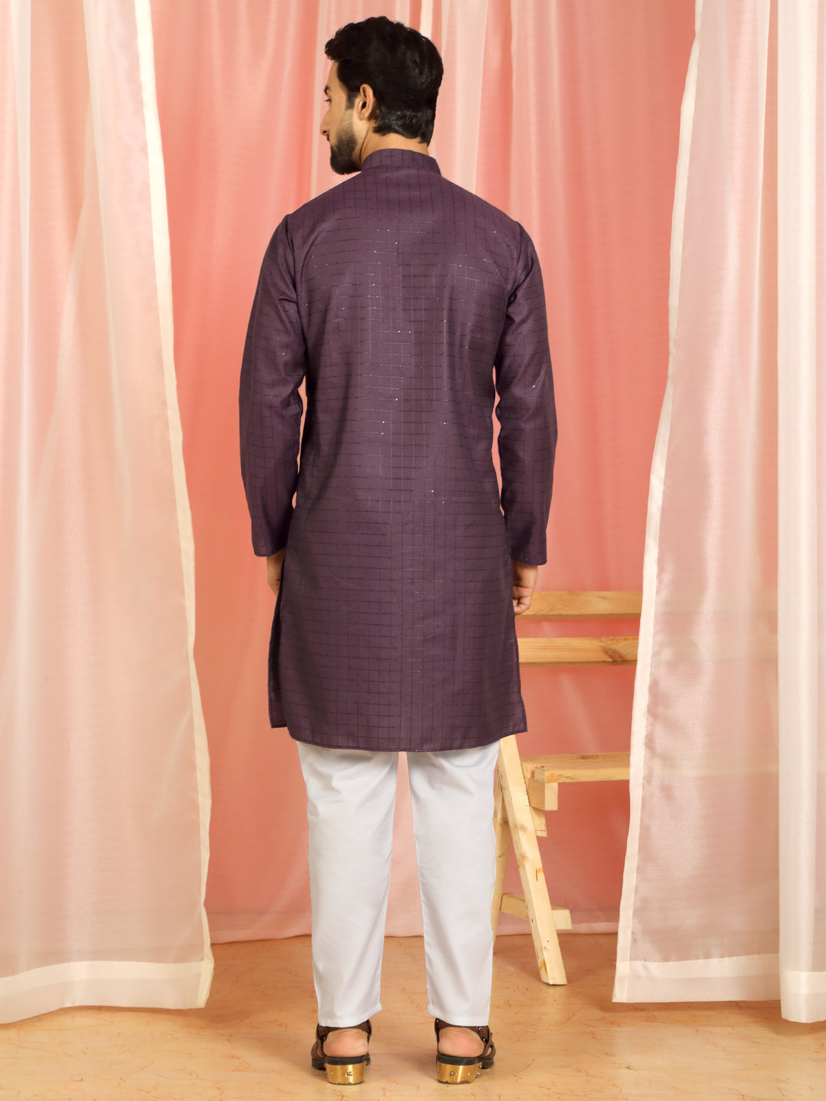 Men Cotton Geometric Mandarin Collor Kurta - Wine