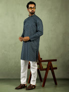 Men Cotton Geometric Mandarin Collor Kurta - Navy Blue