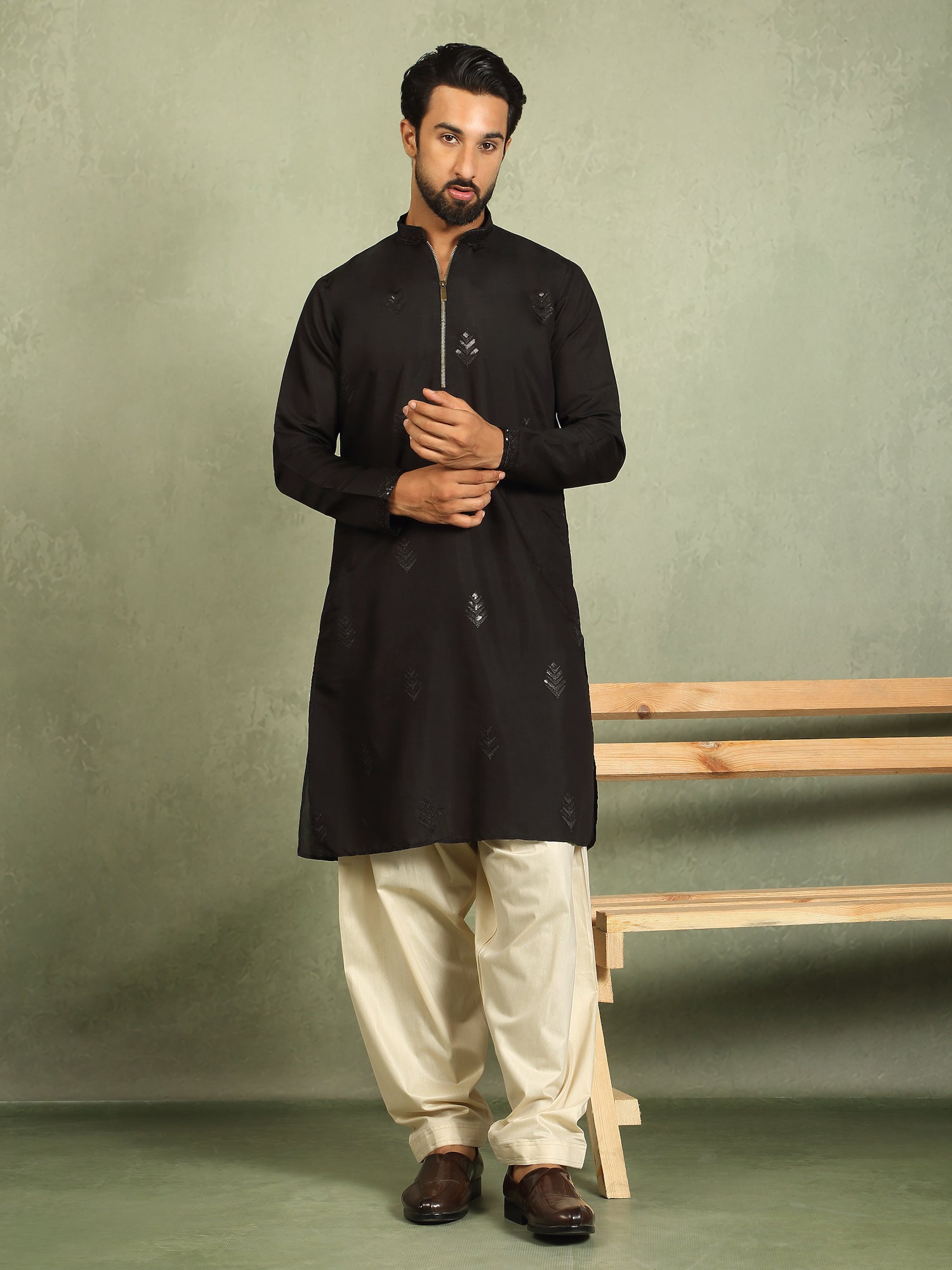 Men's Cotton Silk Ethnic Motif Embroidered Zip Closure Straight Kurta with Salwar Set - Black