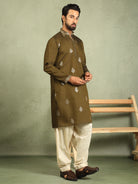 Men Cotton Silk Ethnic Motifs Zip Closure Kurta - Olive Green