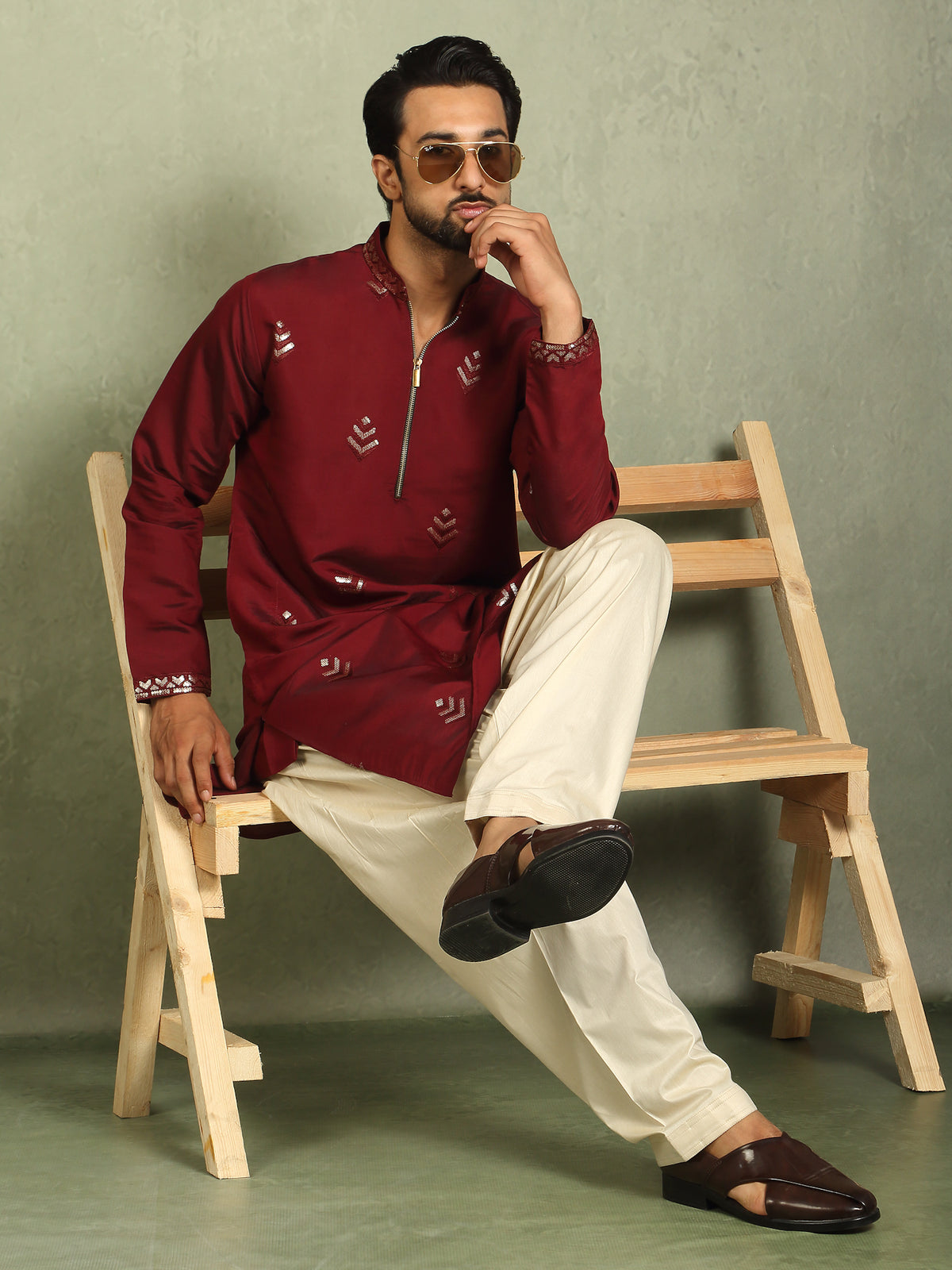 Men's Cotton Silk Ethnic Motif Embroidered Zip Closure Straight Kurta with Salwar Set - Maroon