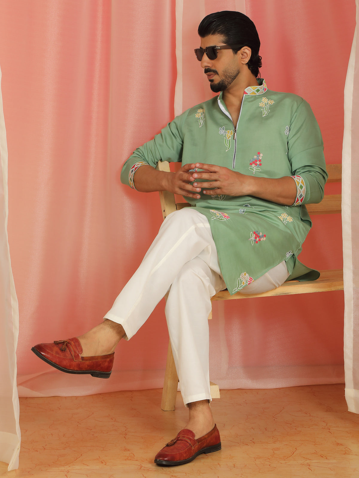 Men Cotton Silk Floral Embroidered Zip Closure Kurta - Green