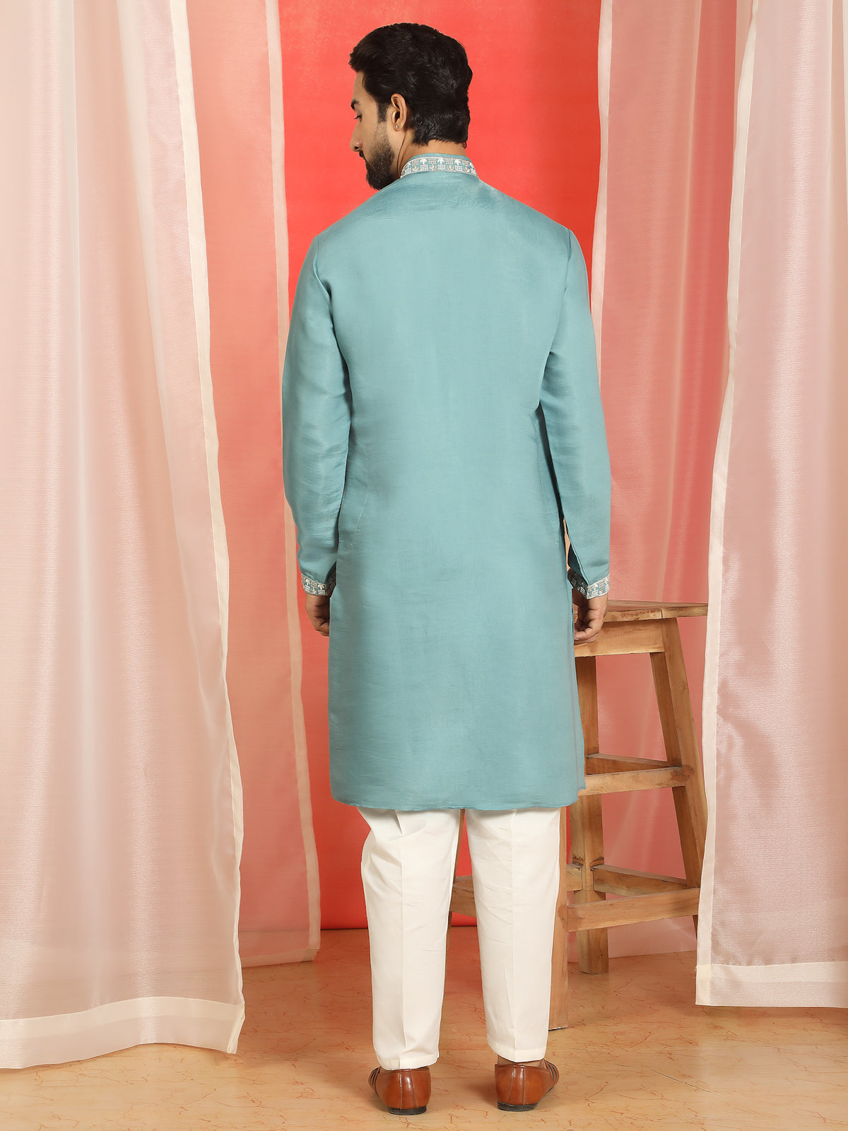 Men Cotton Silk Floral Embroidered Kurta - Blue