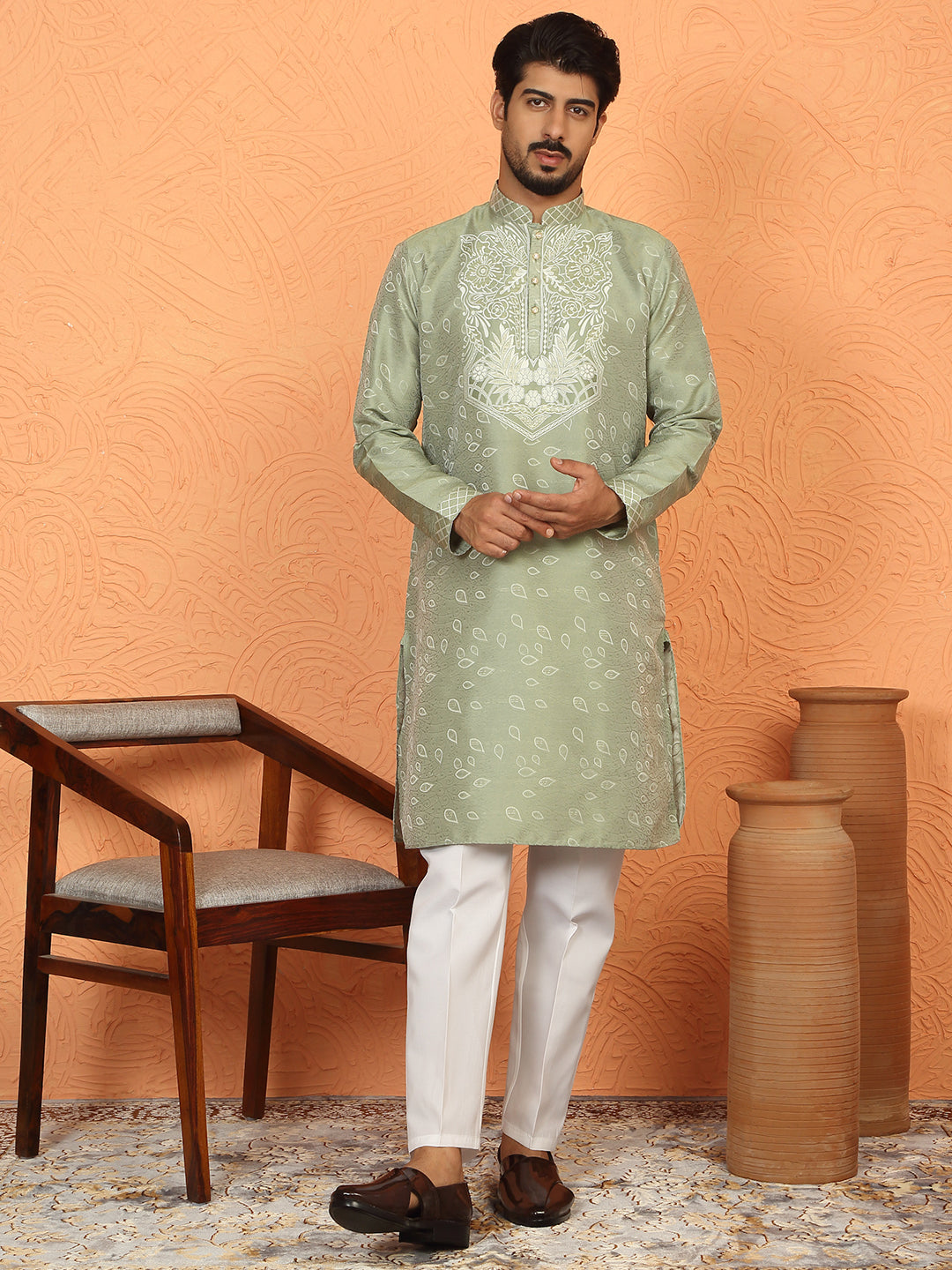 LUXE-Men’s Silk Jacquard Embroidered Floral Design Straight Kurta