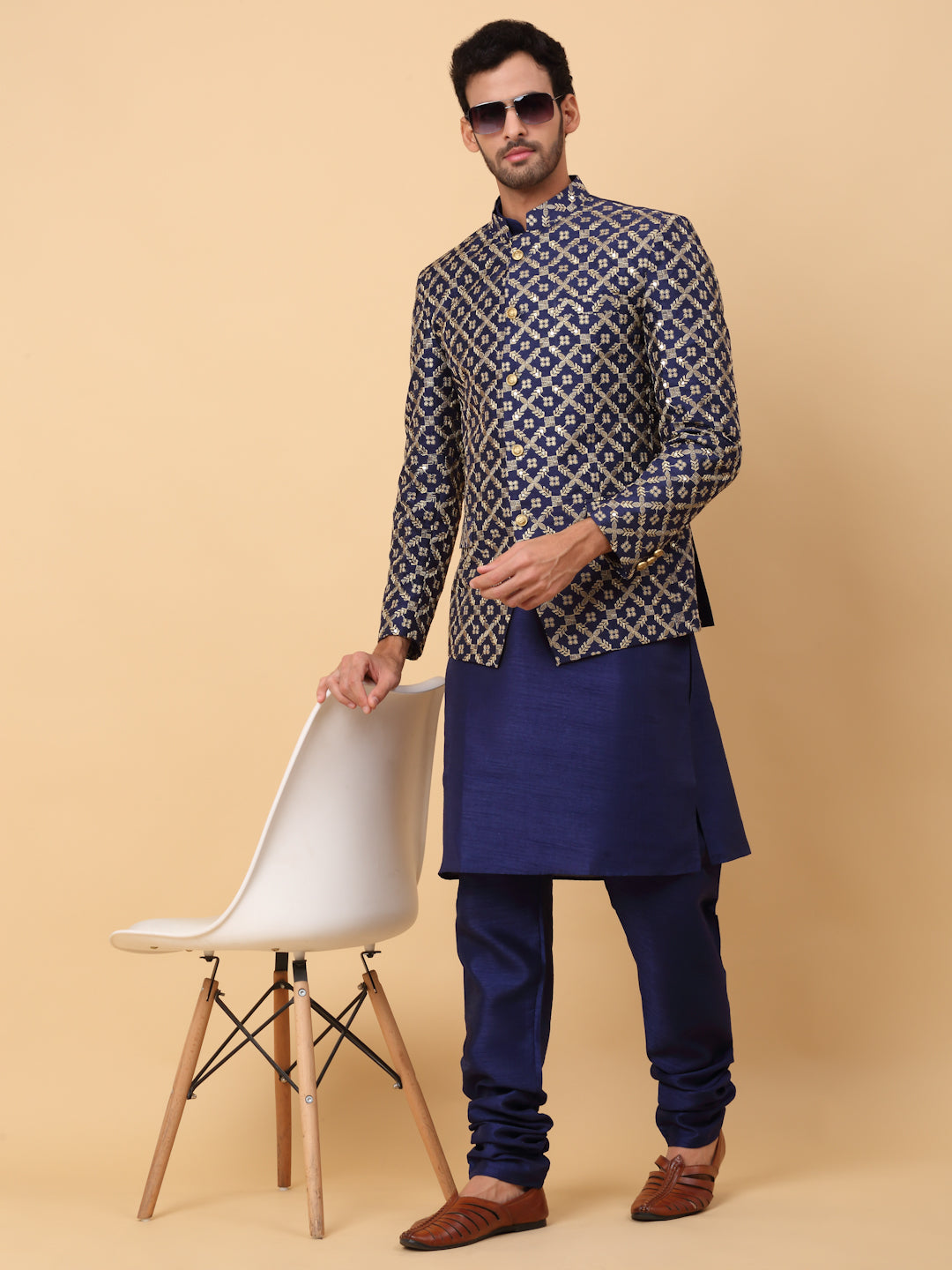 KRAFT INDIA Men's Silk Navy Blue Kurta Churidar With Embroidered Zari Bandhgala Suit/Coat