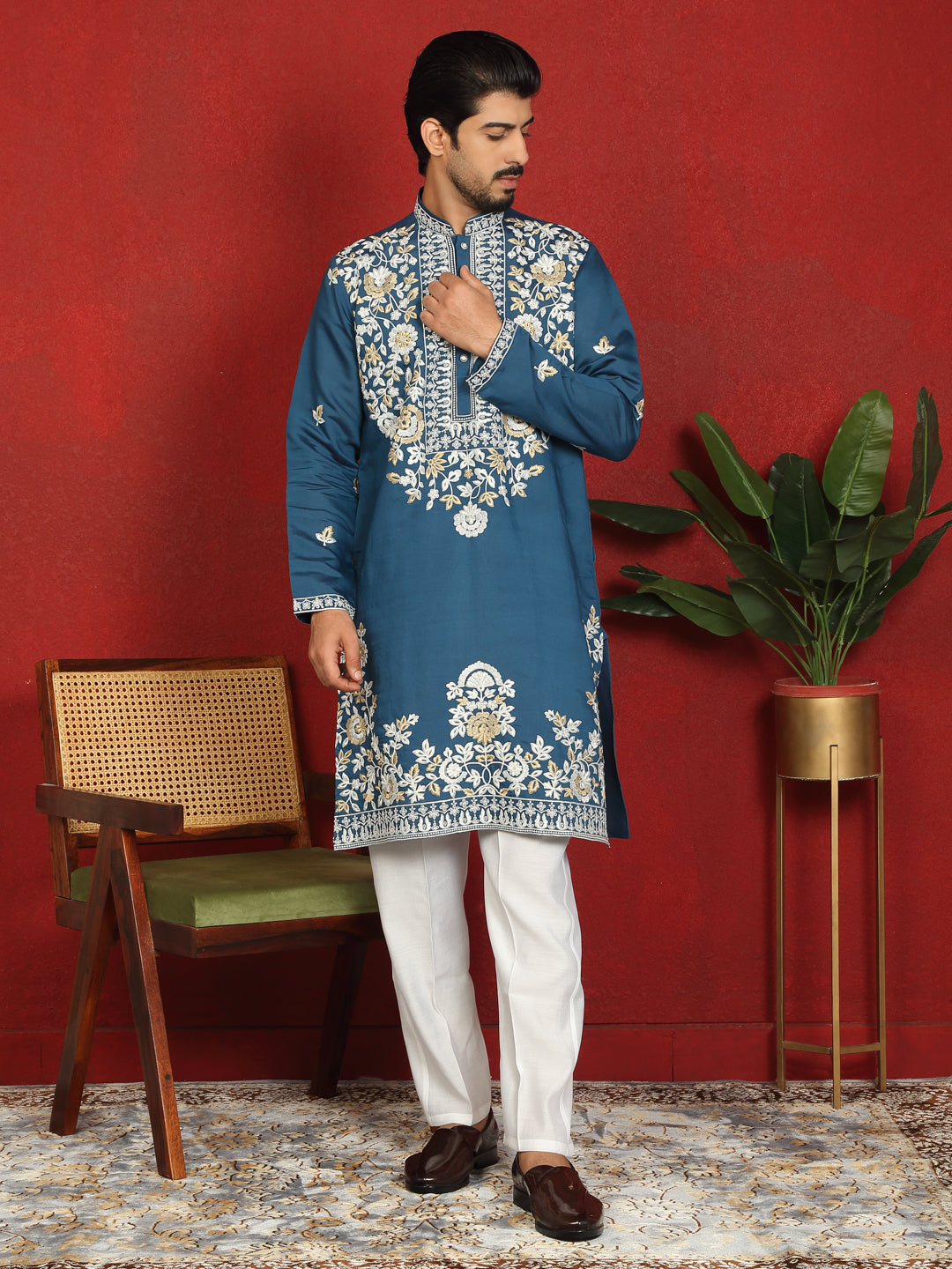 LUXE-Men’s Cotton Silk Embroidered Floral Design Straight Kurta