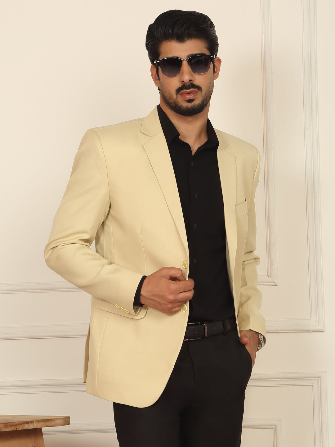Men’s Solid Twill Notched Lapel Collar Beige Coat with Double Vent