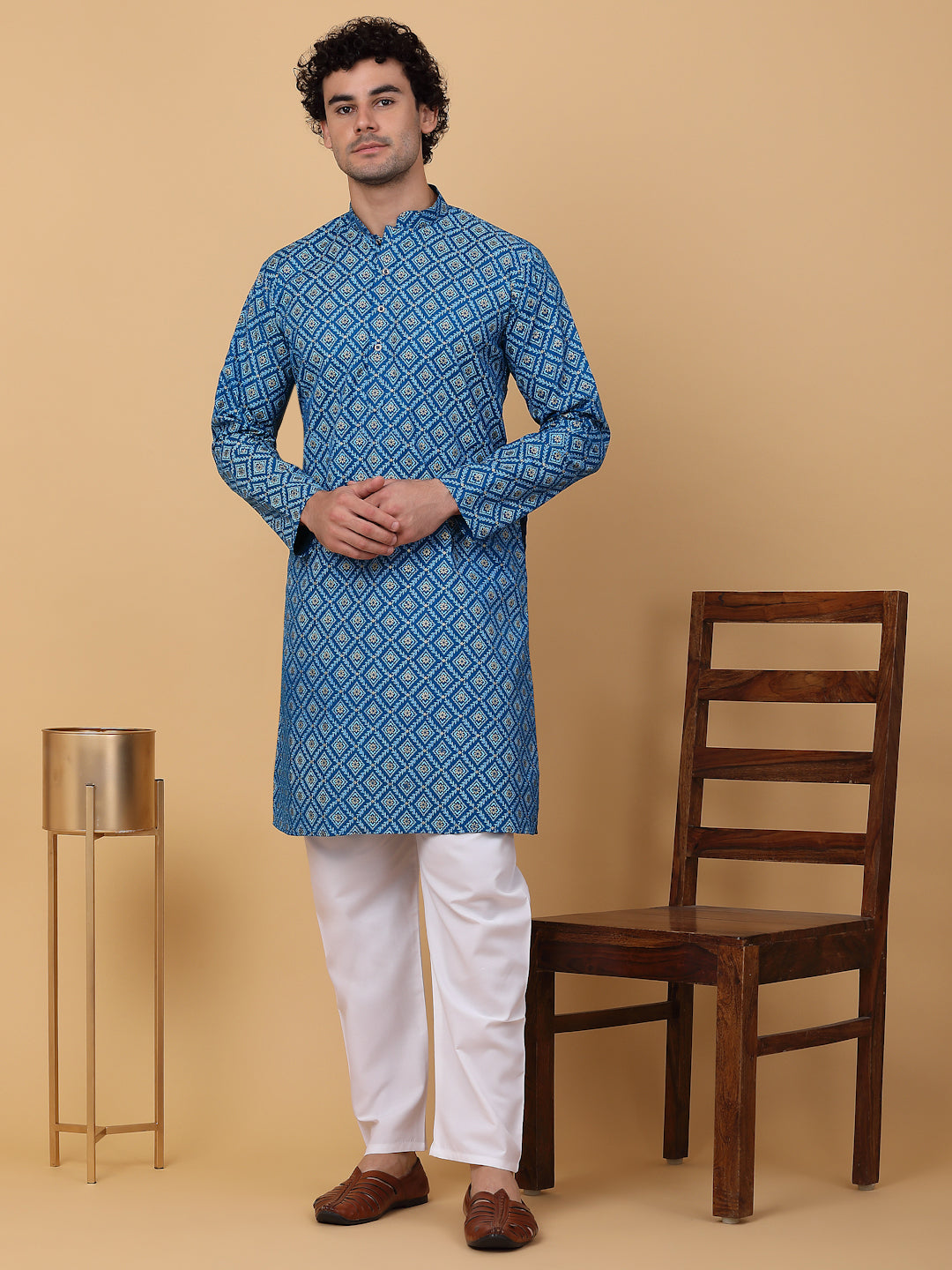 KRAFT INDIA Men Cotton Floral Gold Print Ethnic motif Knee Length Kurta With White Elastic Waistband Pyjama Set