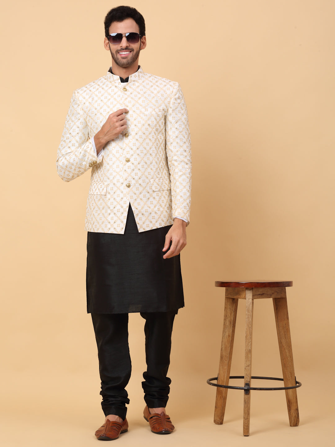 KRAFT INDIA Men's Silk Black Kurta Churidar With Embroidered Zari Bandhgala Suit/Coat