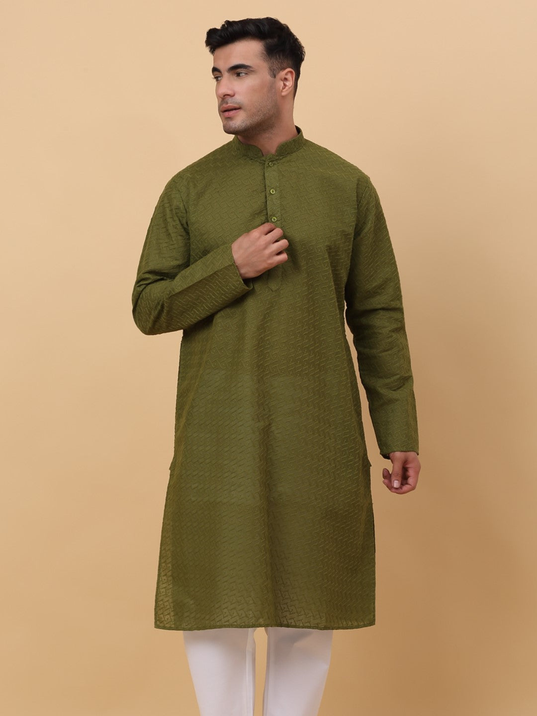 Men's Cotton Blend Thread Work Embroidered Chikan Kurta