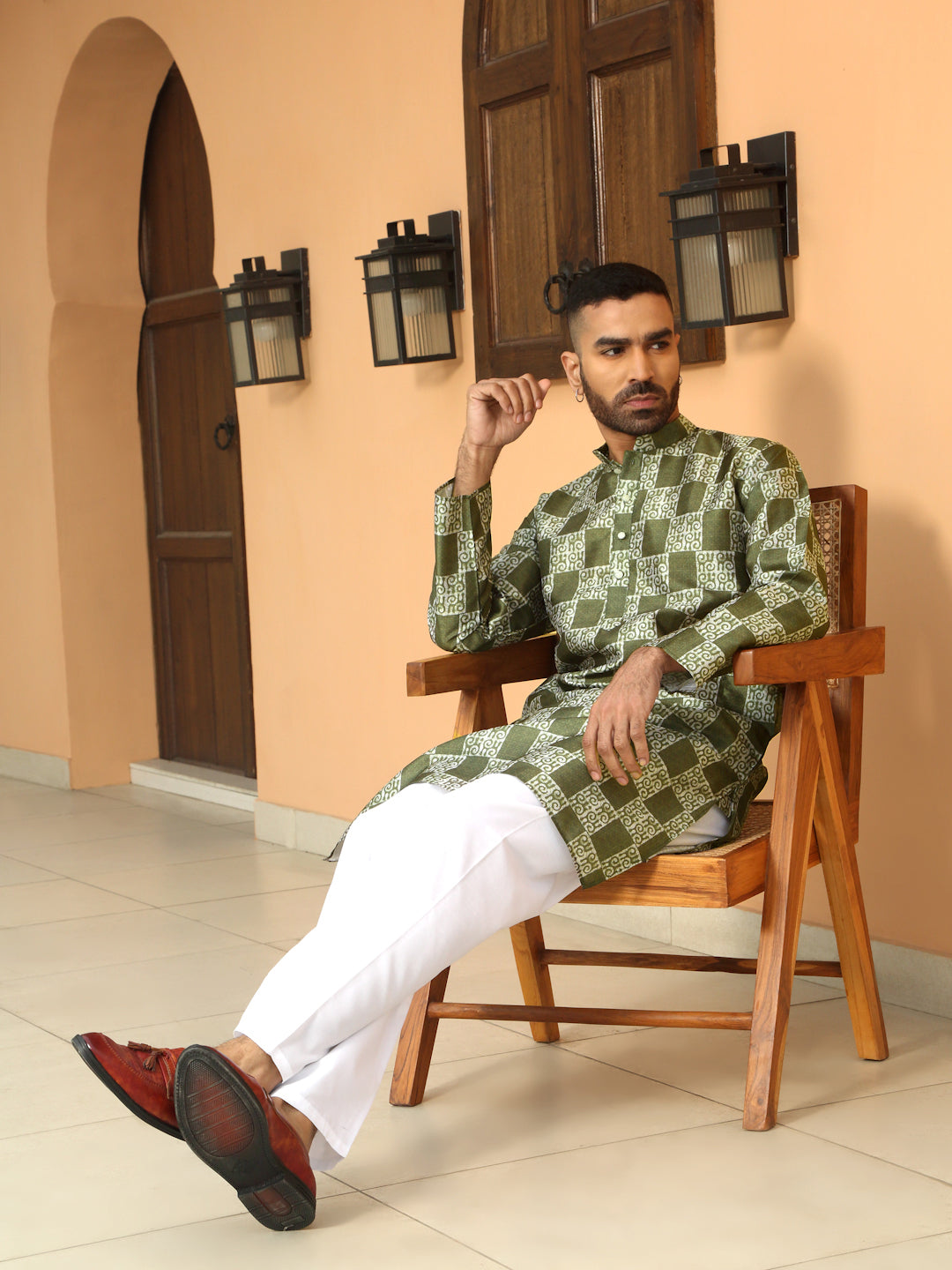Silk Blend Batik Printed Kurta with white Elastic waistband Pyjama set