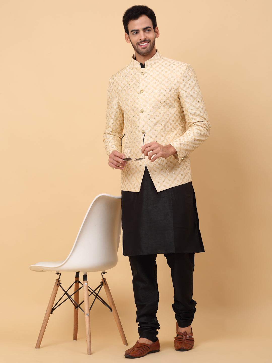 KRAFT INDIA Men's Silk Black Kurta Churidar With Embroidered Zari Bandhgala Suit/Coat