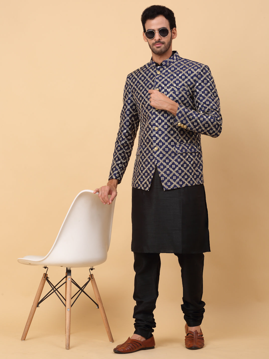 KRAFT INDIA Men's Silk Black Kurta Churidar With Embroidered Zari Bandhgala Suit/Coat