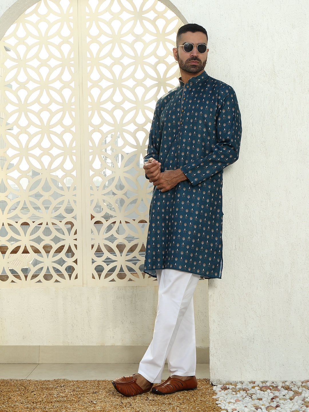 Cotton Floral Print Regular Kurta with Contrast Piping on Collar and white Elastic waistband Pyjama set