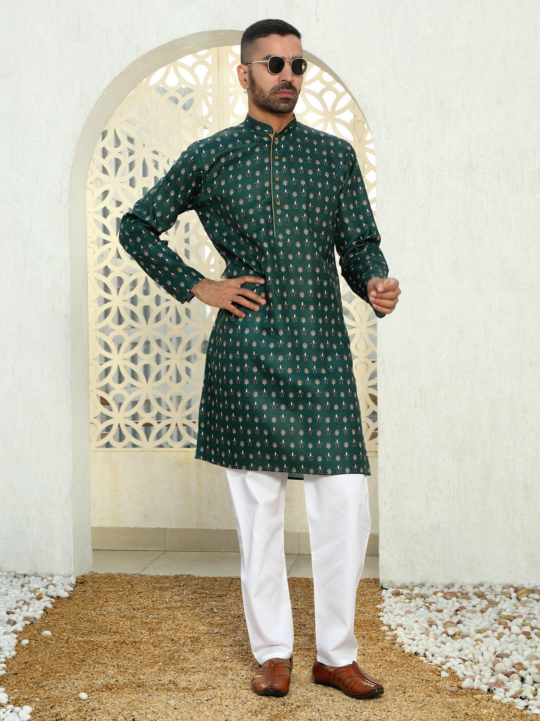 Cotton Floral Print Regular Kurta with Contrast Piping on Collar and white Elastic waistband Pyjama set