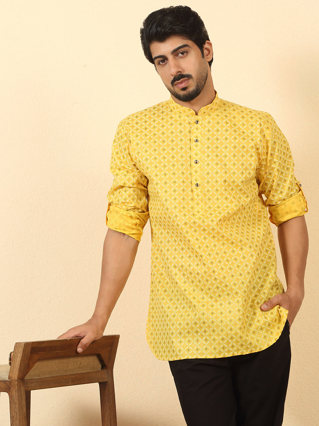 Foil Printed Roll-up Sleeves Short Kurta