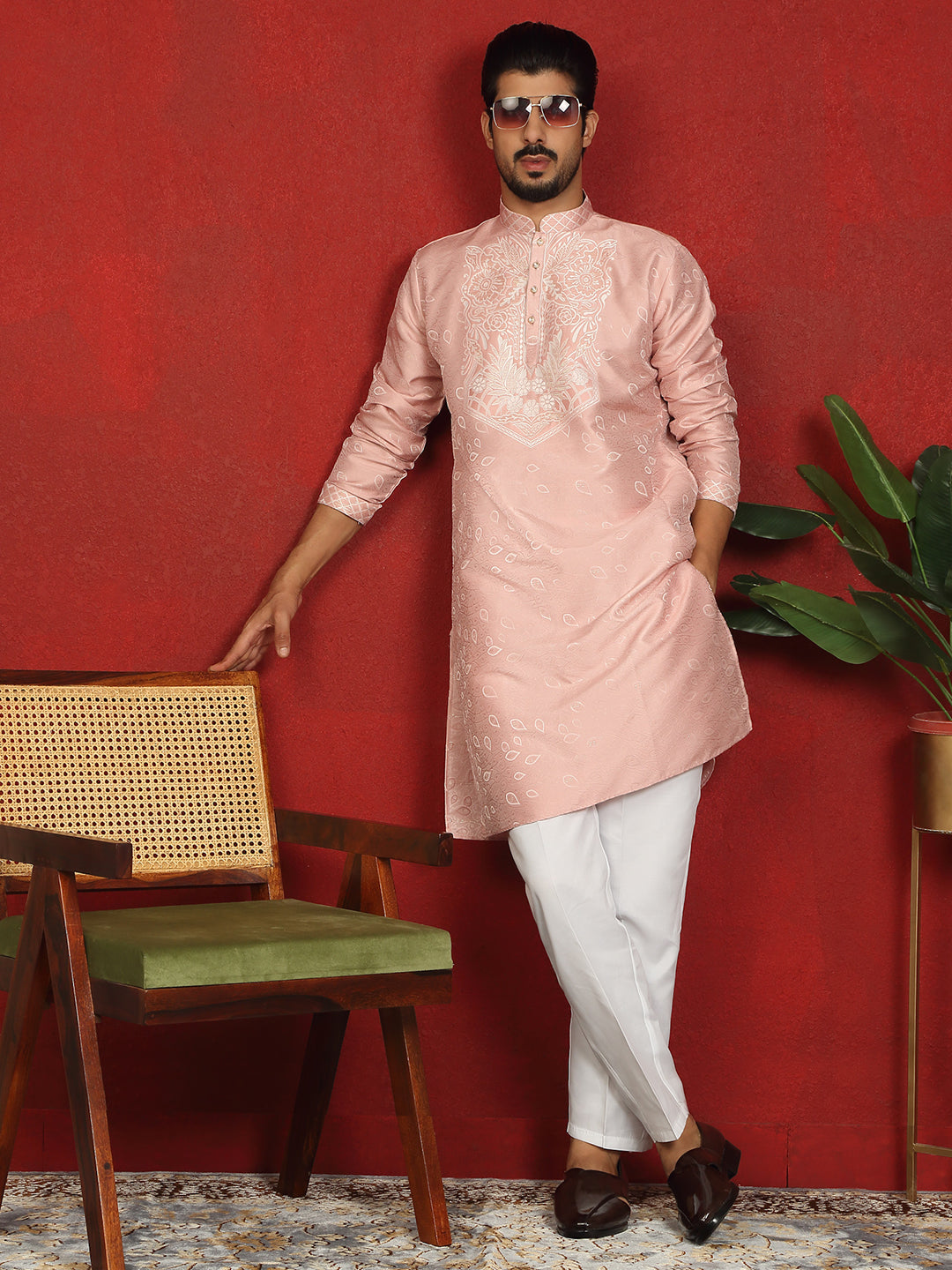 LUXE-Men’s Silk Jacquard Embroidered Floral Design Straight Kurta
