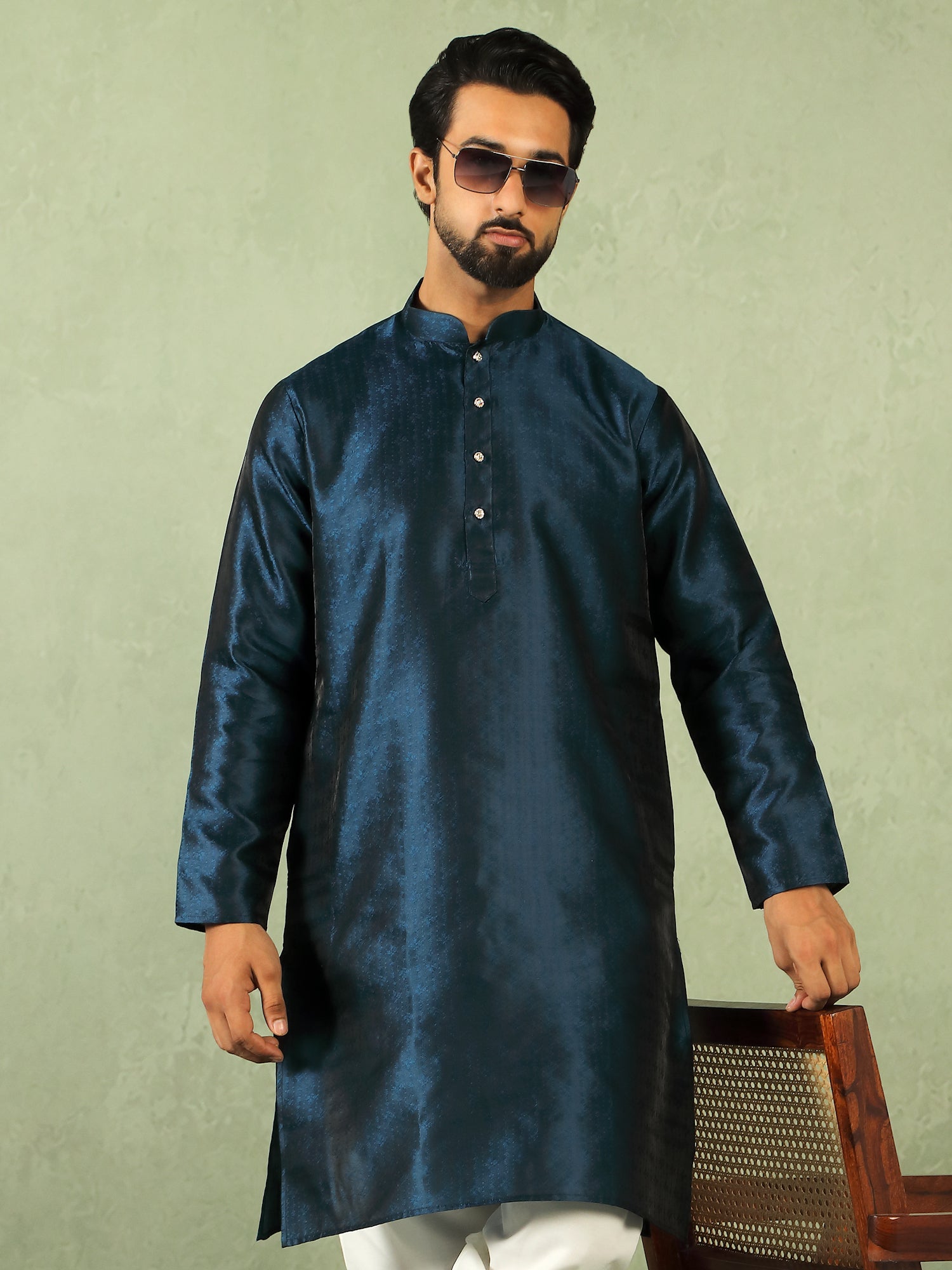 Men Jacquard Floral Mandarin Collor Long Kurta