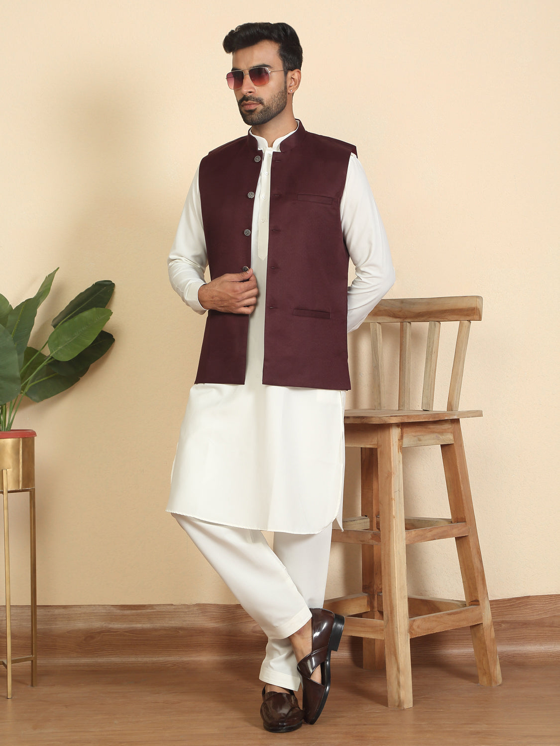 Men Mandarin Collar Pathani Kurta Salwar Set with Solid Twill Nehru Jacket
