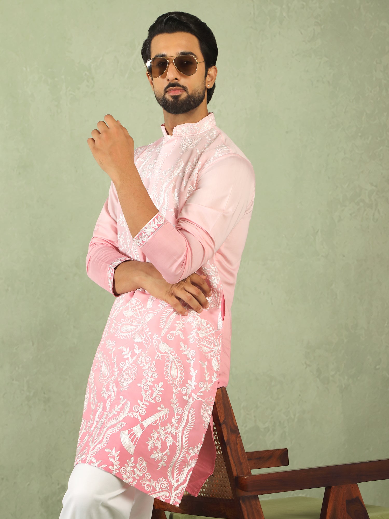 Men Ombre Embroidered Cotton Silk Kurta