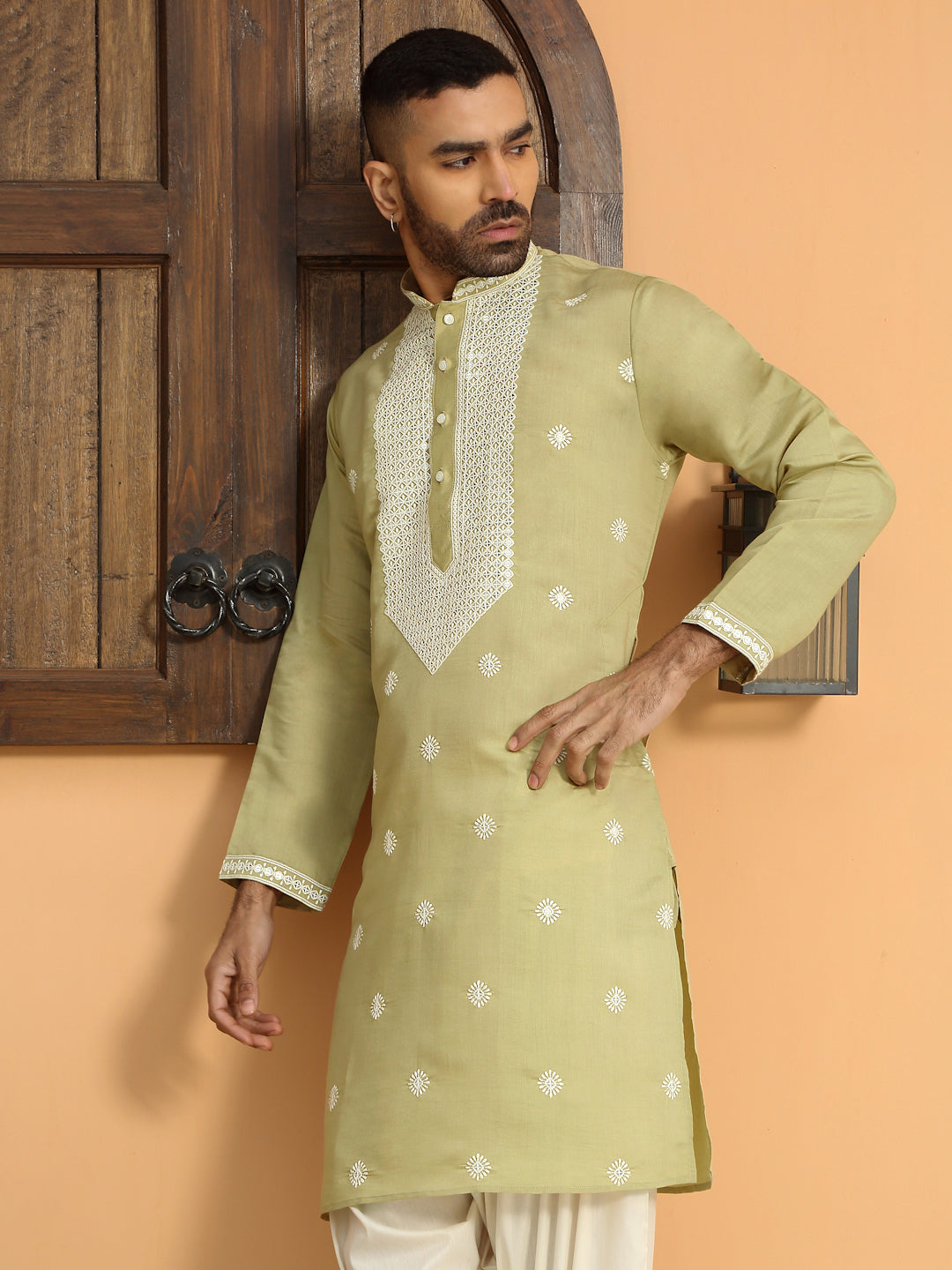 LUXE- White Heavy Neckline Embroidery Work Kurta