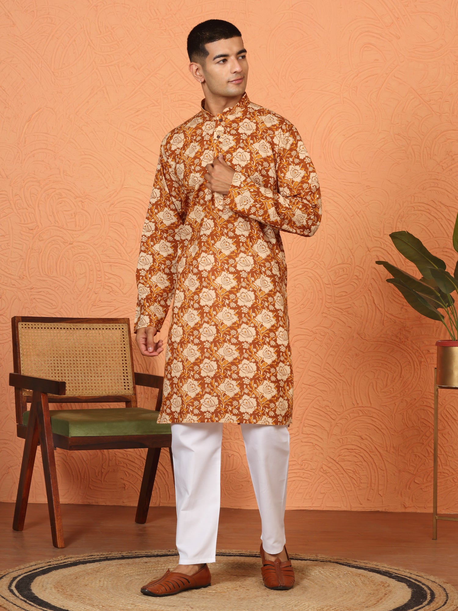 Men’s Jaipuri Floral Print Maroon Pure Cotton Long Kurta With White Pyjama Set