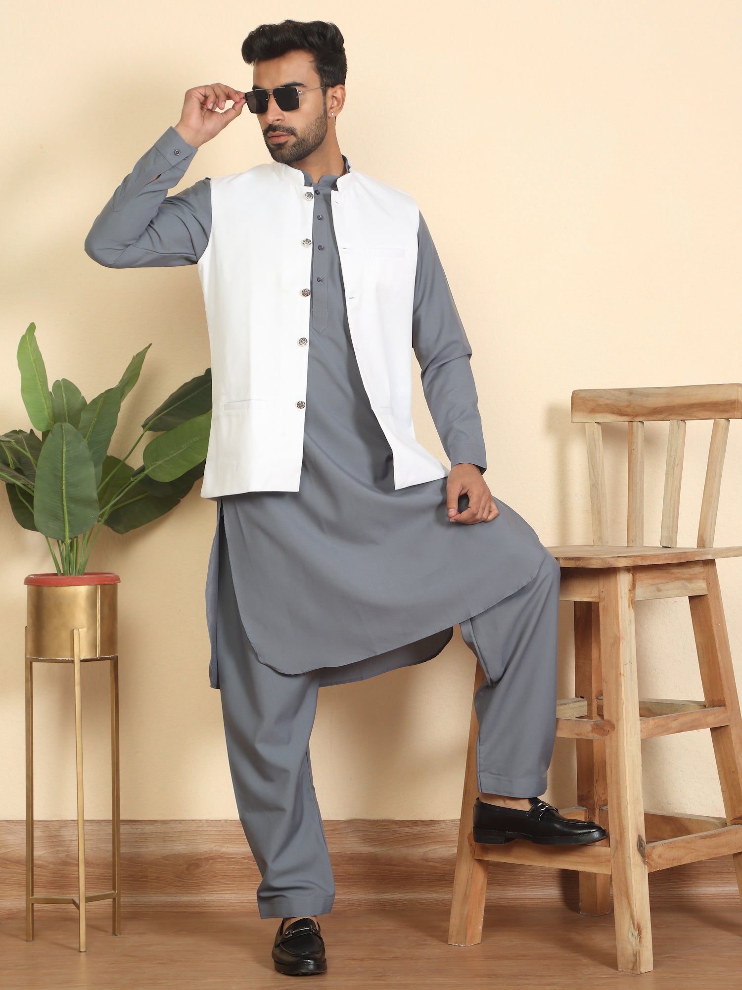 Men Mandarin Collar Pathani Kurta Salwar Set with Solid Twill Nehru Jacket