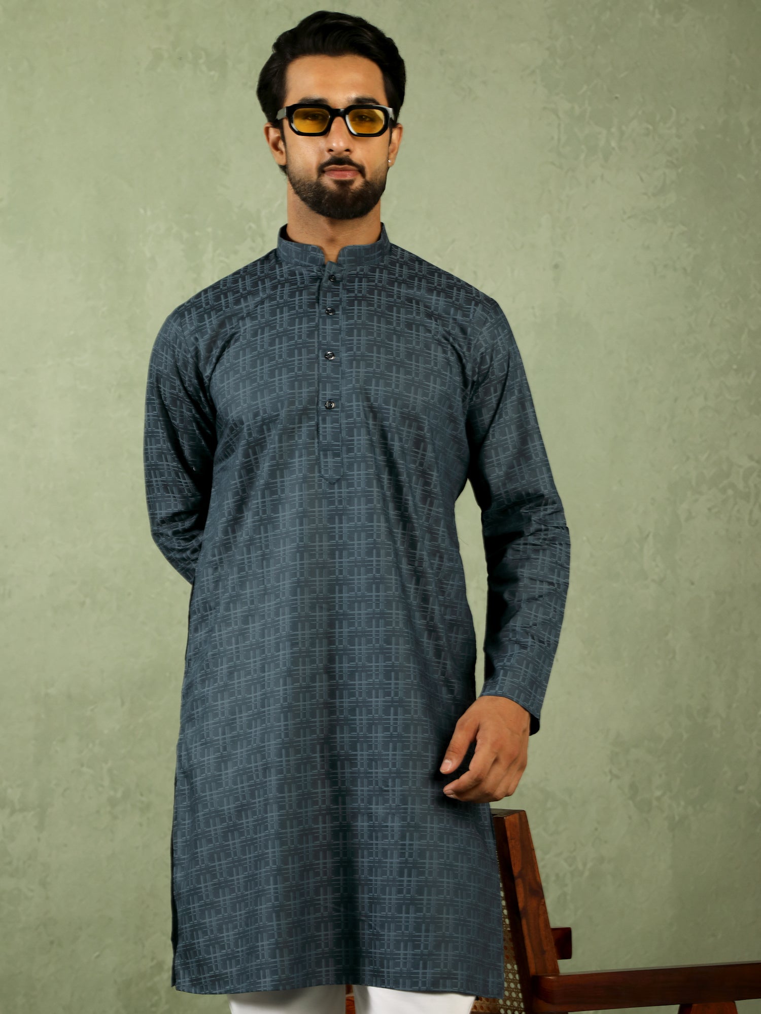 Men Cotton Geometric Mandarin Collor Kurta