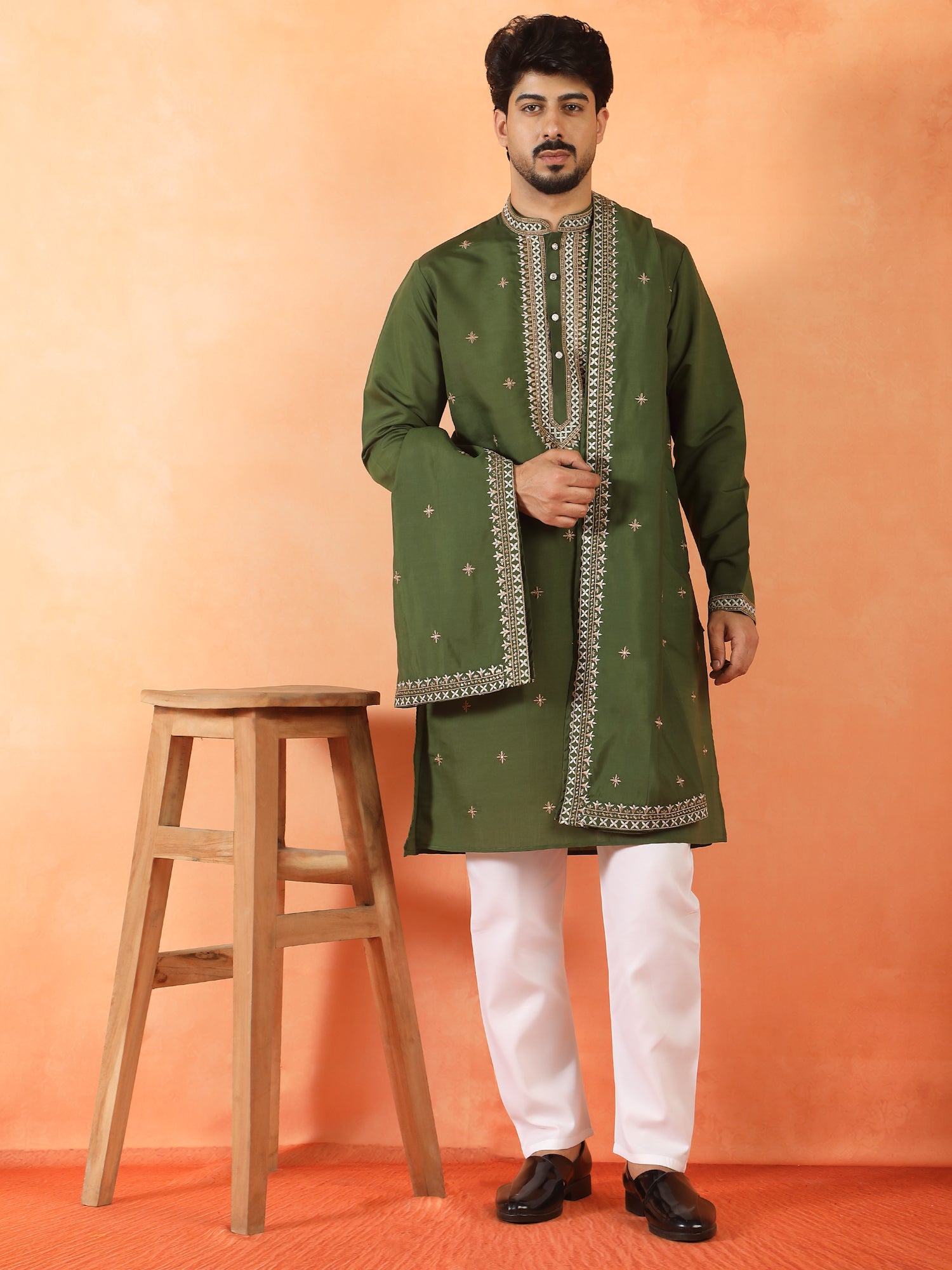Men's Sequenced Embroidered Cotton Silk Straight Kurta Pyjama With Dupatta Set