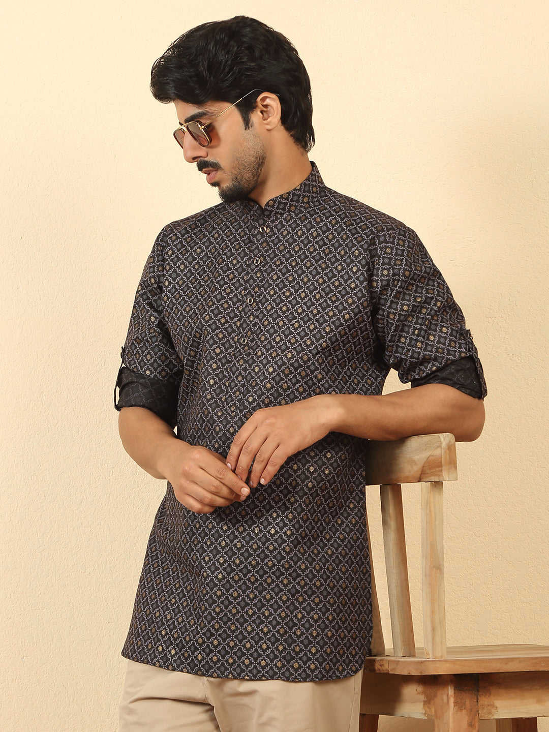 Foil Printed Roll-up Sleeves Short Kurta