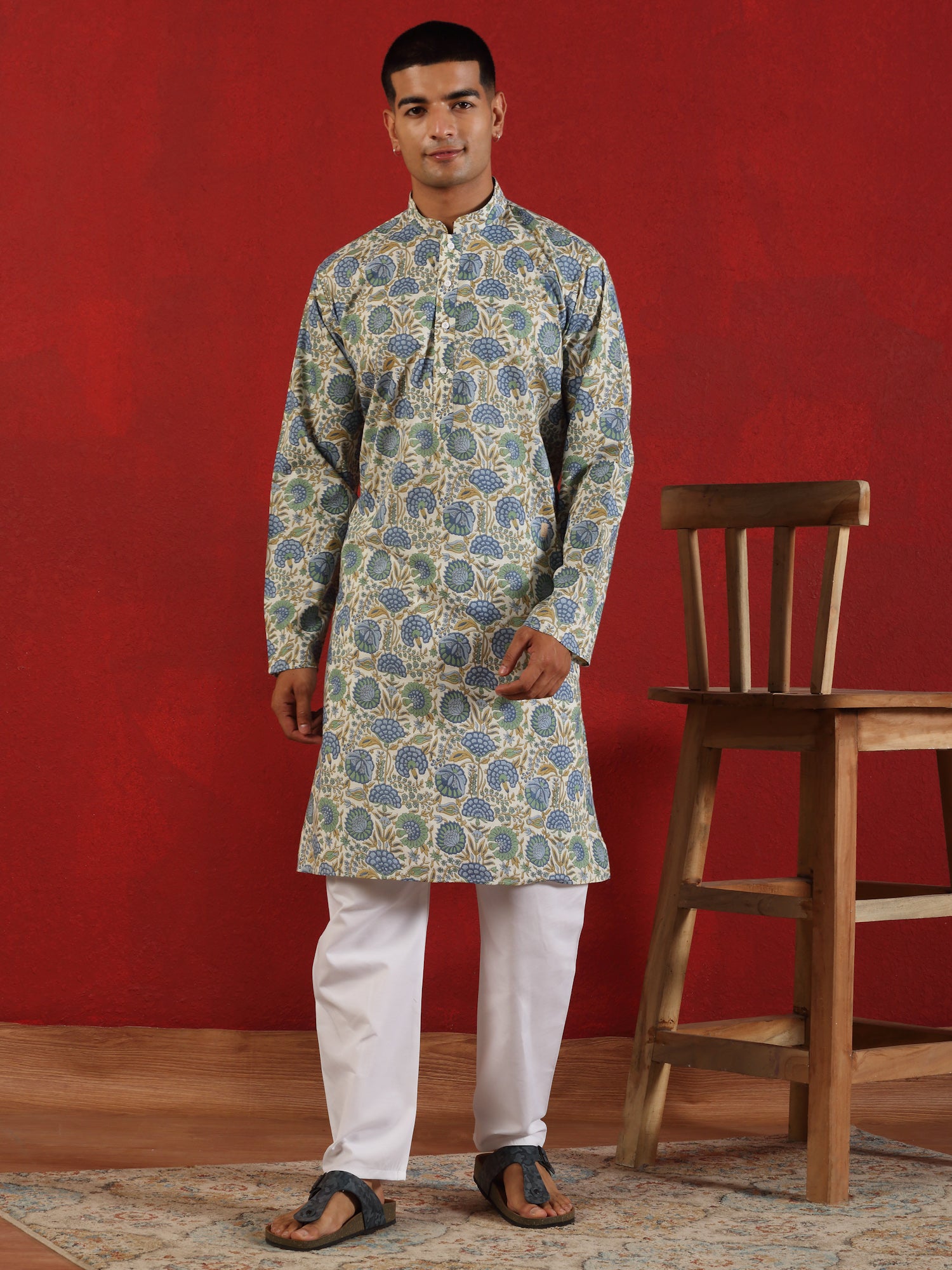Men’s Peacock Motif Jaipuri Printed Pure Cotton Kurta with White Pajama Set