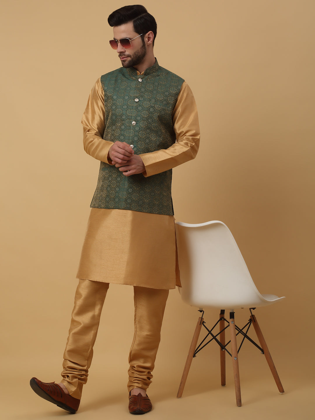 KRAFT INDIA Men's Silk Blend Gold Kurta, Churidar with Jacquard Bandhani Silk Blend Nehru Jacket Set