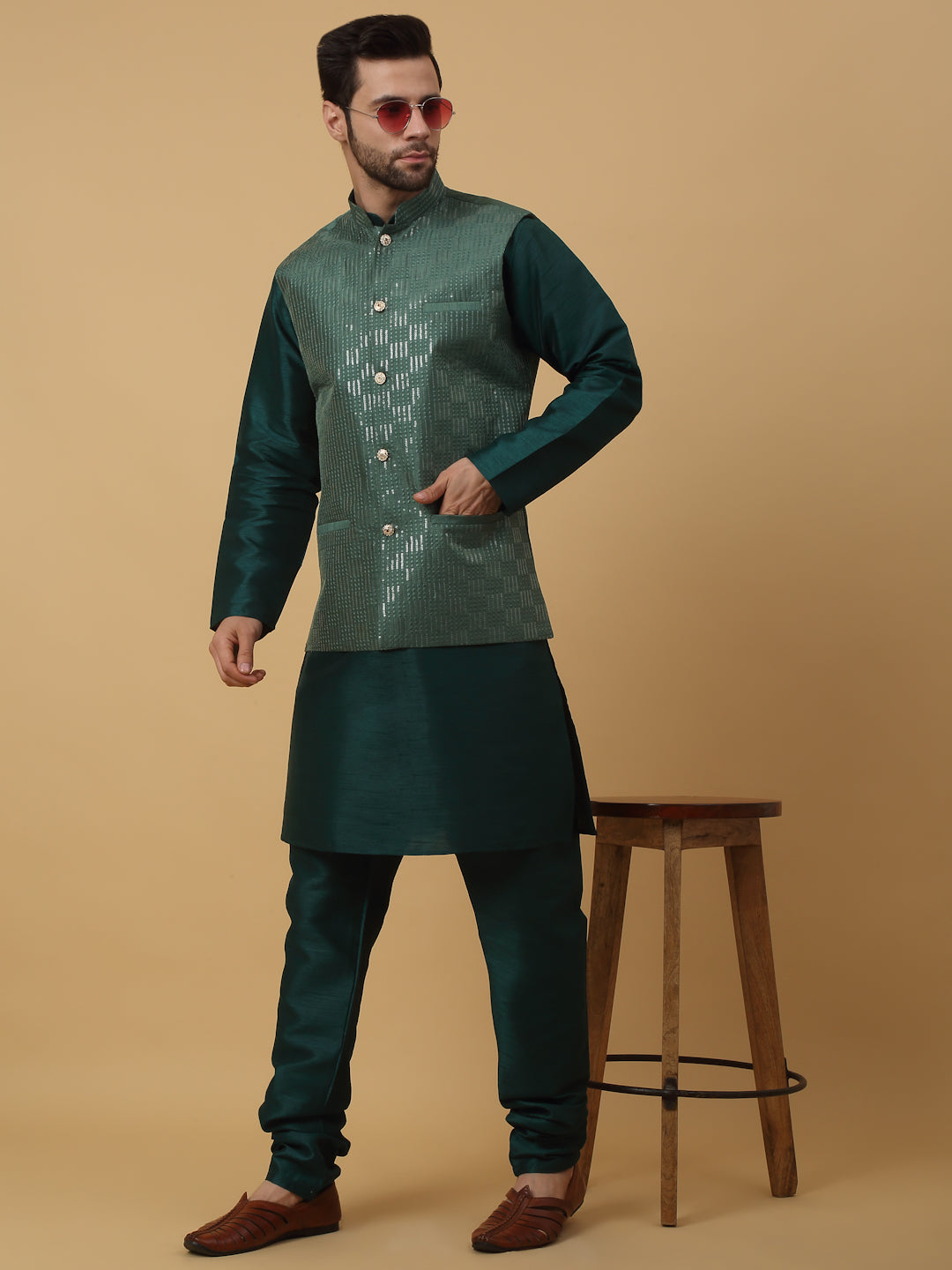 KRAFT INDIA Men's Silk Blend Green Kurta, Churidar With Cotton Silk Sequenced Embroided Nehru Jacket set