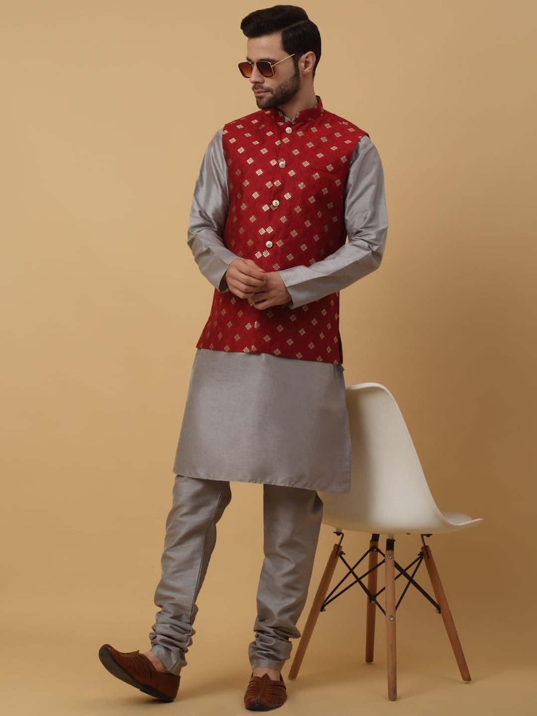 KRAFT INDIA Men's Silk Blend Grey Kurta, Churidar with Jacquard Silk Blend Floral Print Nehru Jacket Set
