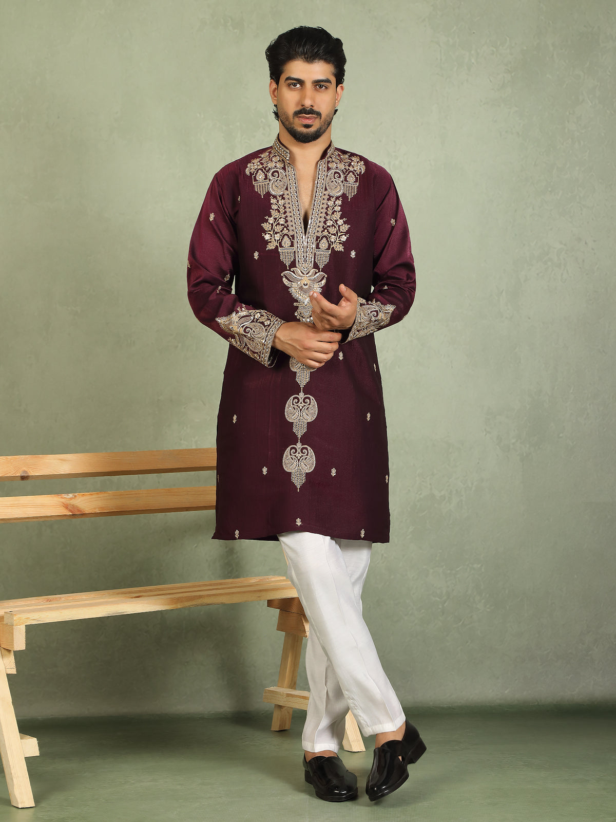 Luxe Men's Tissue Fabric Paisley Designed Embroidery with Sequinned V-Neck Kurta - Wine